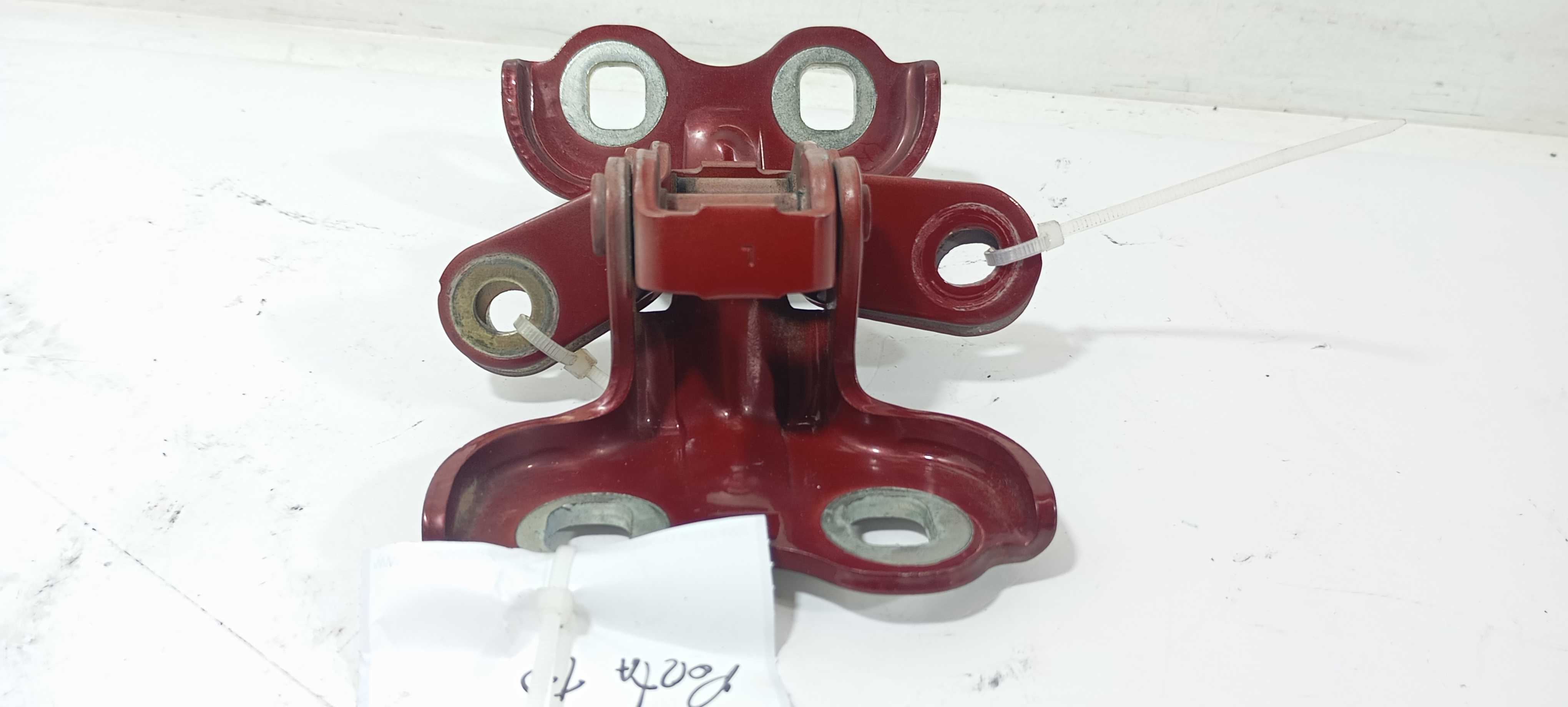 Dobradiça Porta Traseiro D. Gm Onix Active 1.4 2018 A046057 3