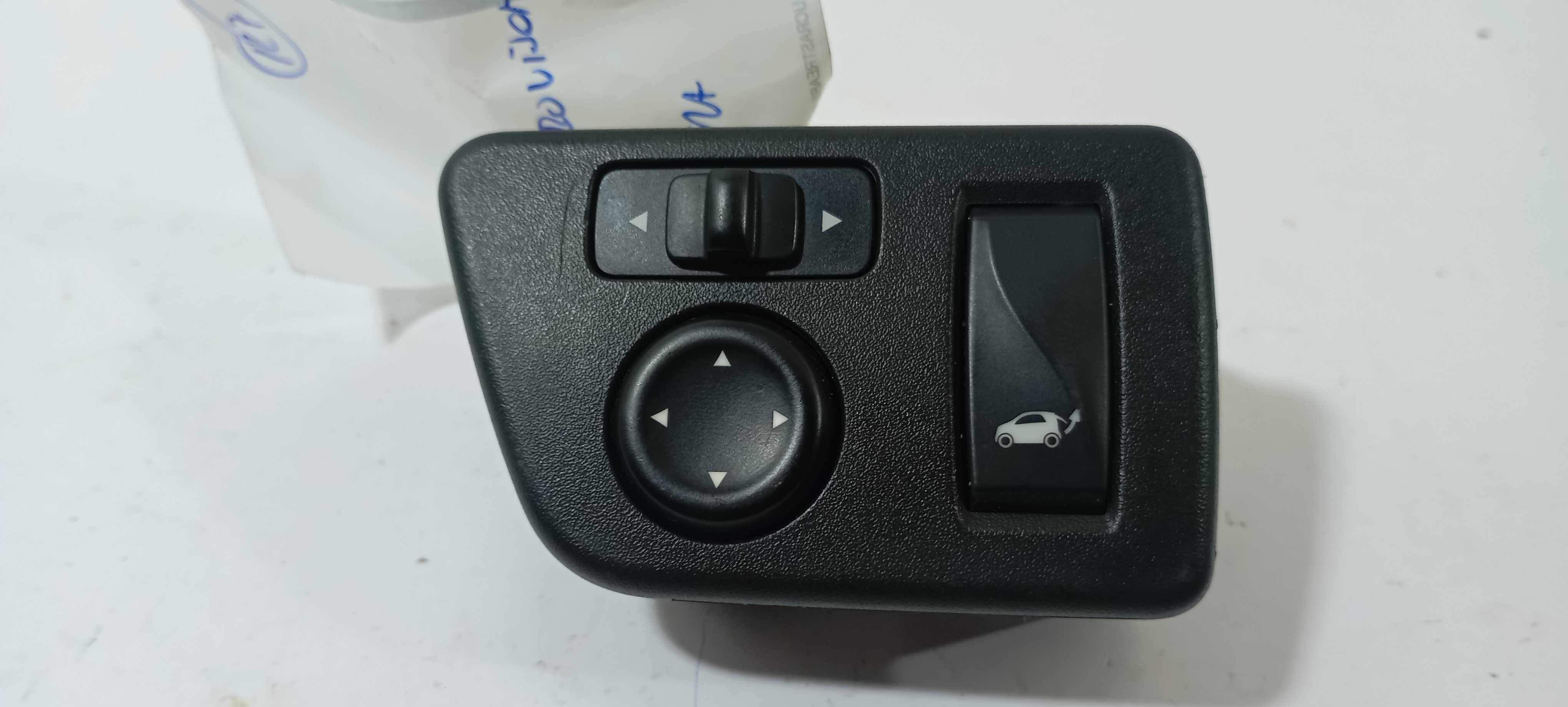 Botão Retrovisor E Porta Mala Renault Kwid 2021 255705ra0a 1