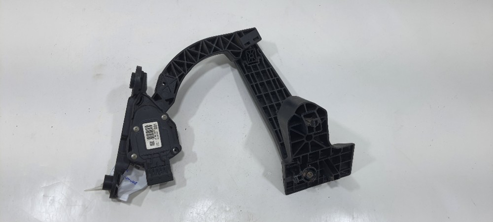 Pedal Acelerador Kia Sorento Ex 2.4 2012 327001u100 3
