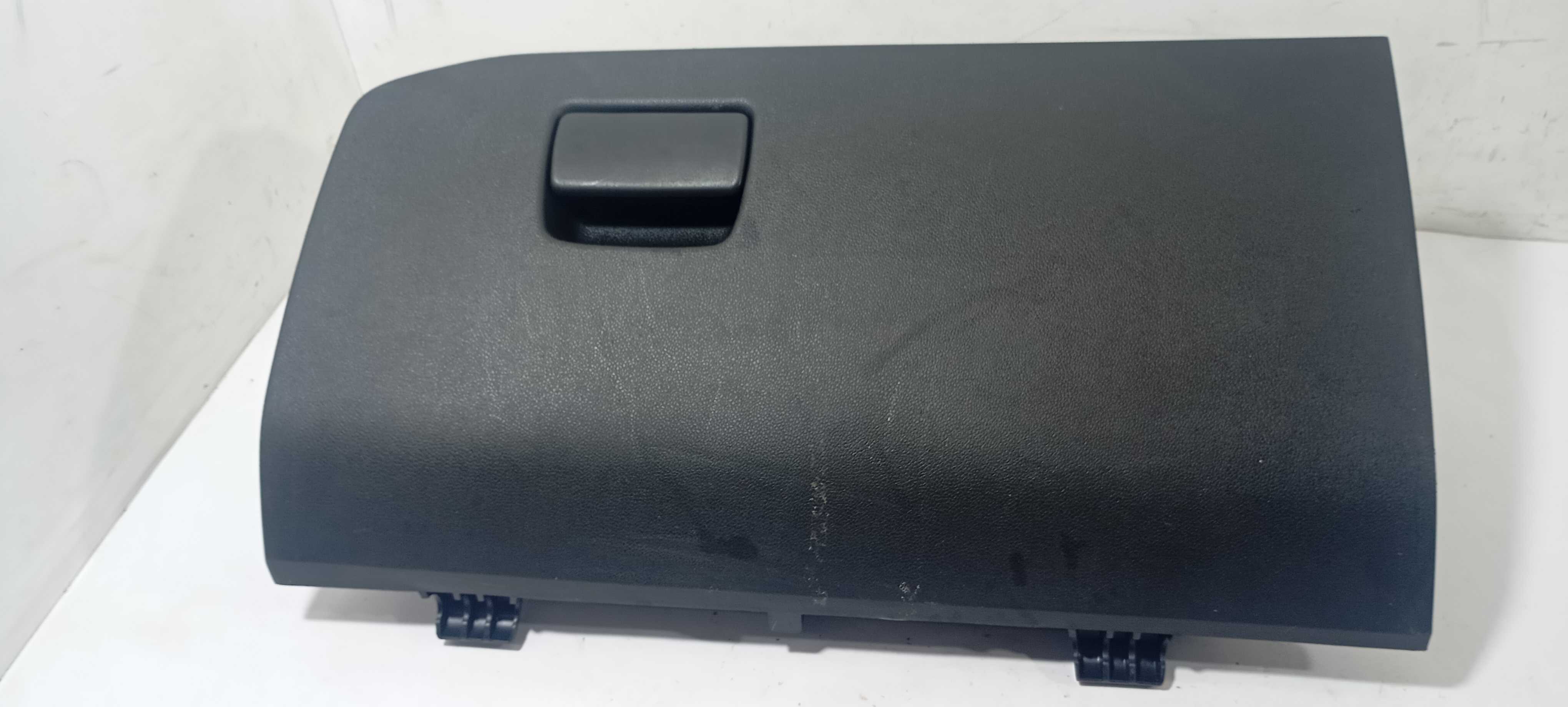 Tampa Porta Luvas Gm Tracker Lt 2024 914748434