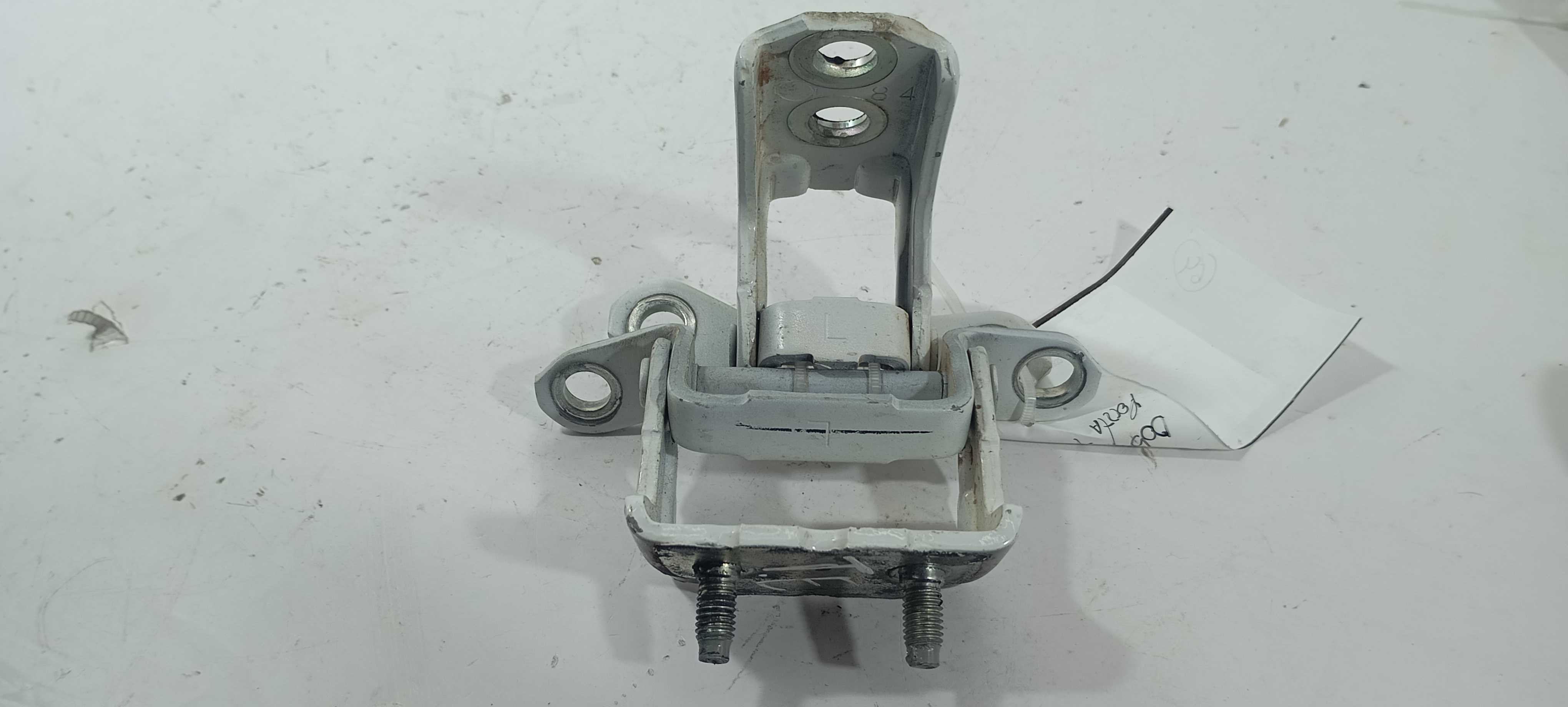 Dobradiça Porta Tras Esquerda Nissan March 1.0 2019 824011hp 4
