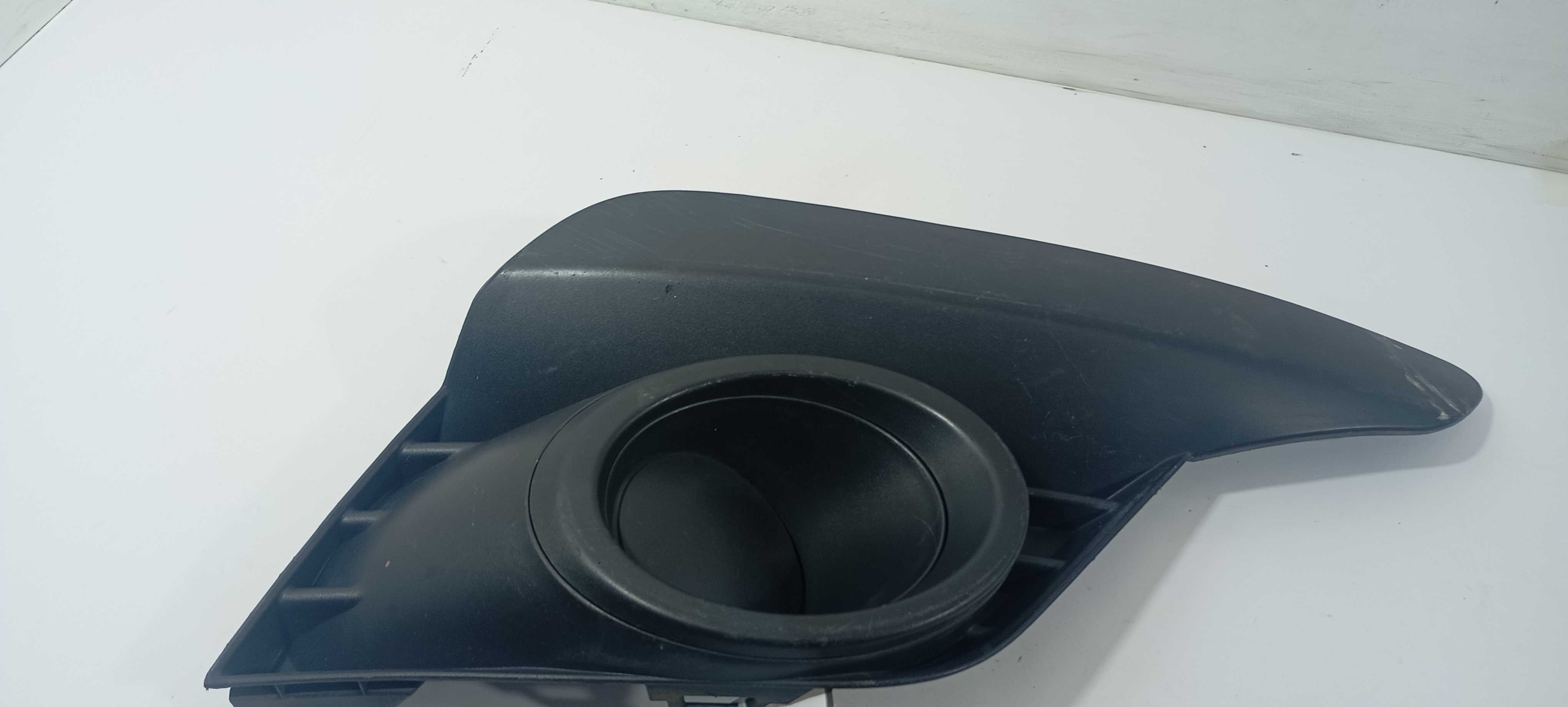 Moldura Farol Milha Direito Renault Logan 1.0 2020 263317695 Preto Direito 1