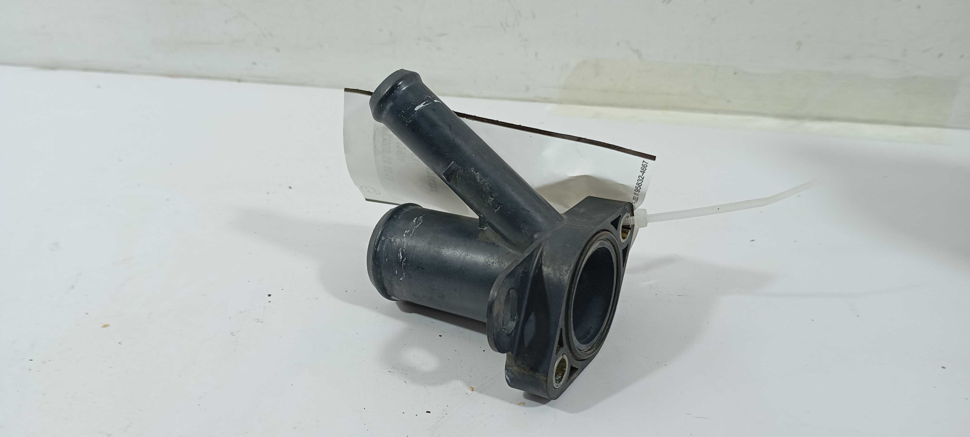 Flange De Agua Toyota Etios 1.5 2014 140131 2