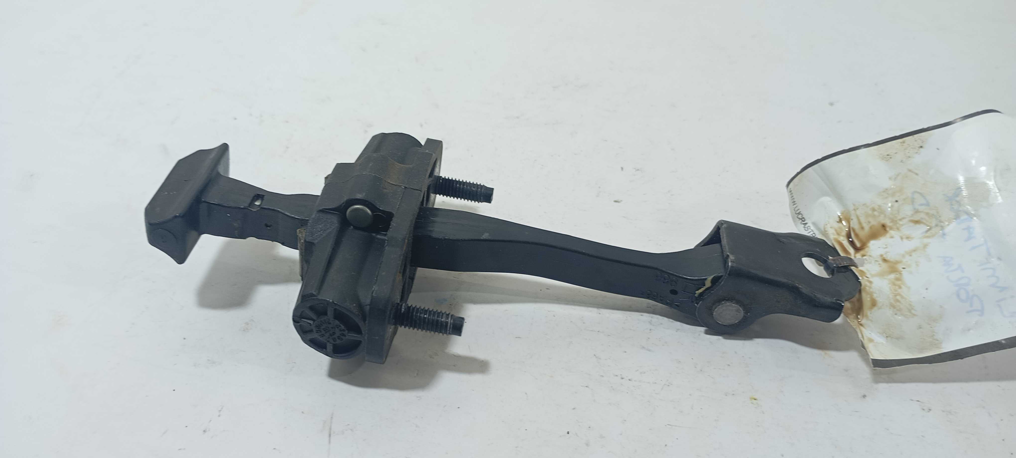 Limitador Porta Traseiro Direito Gm Tracker Lt 2024 1423jbuc 4