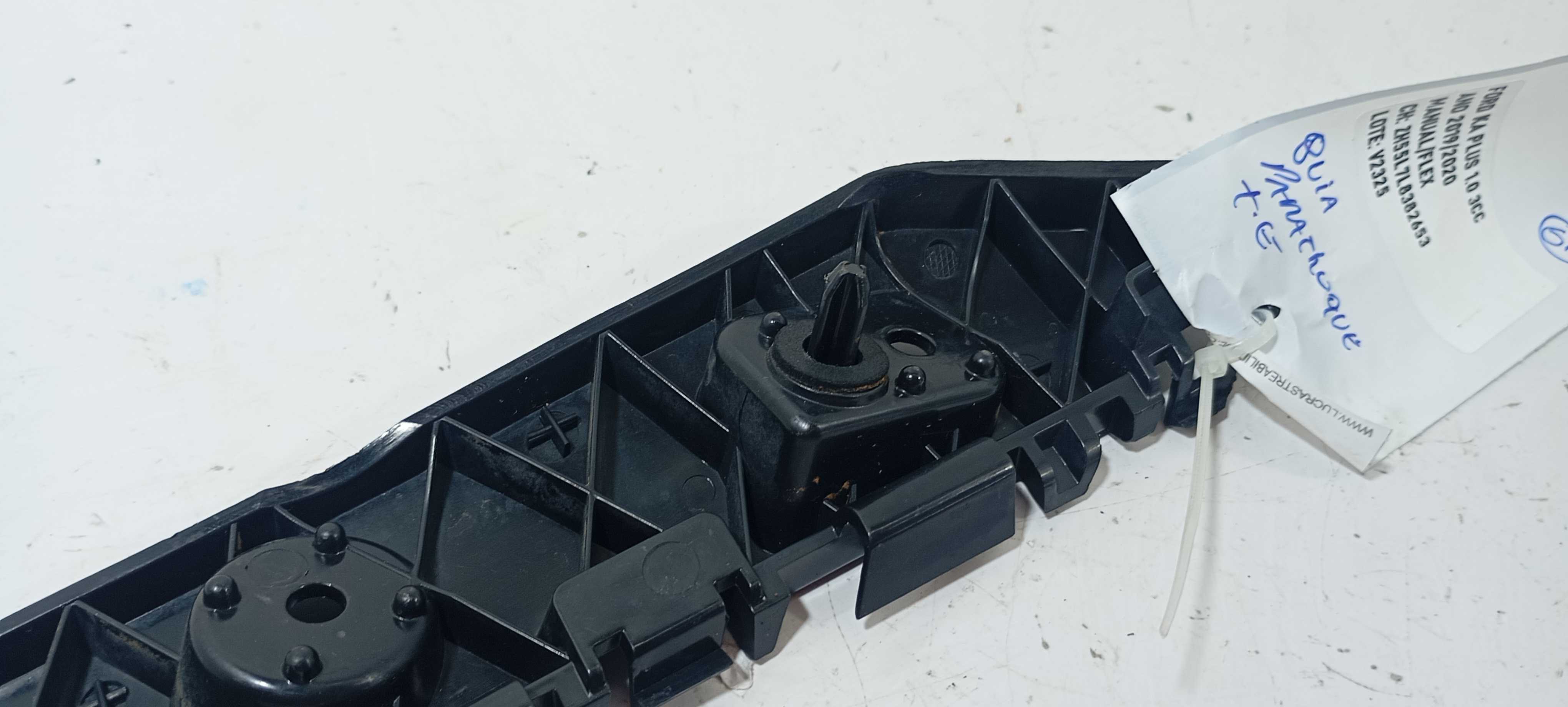 Guia Parachoque Traseiro Esquerdo Ford Ka 2020 J7bbf17a882 4