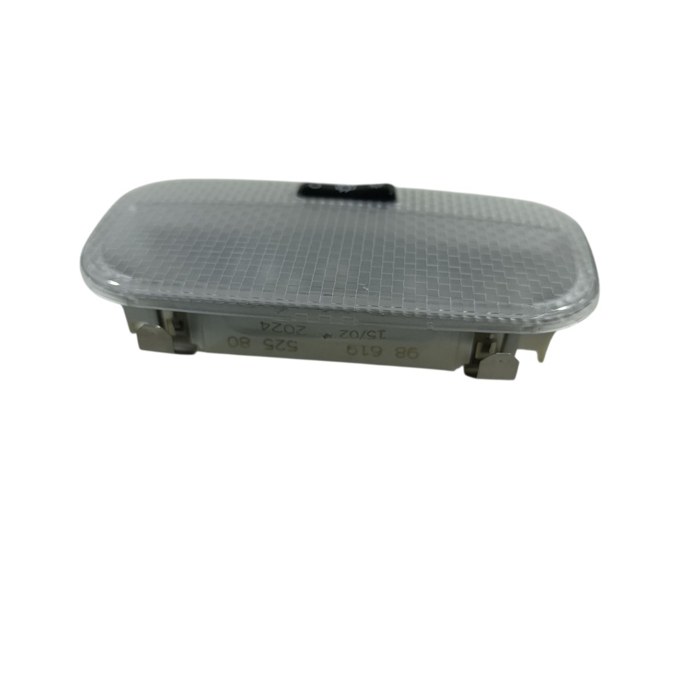 Luz teto Peugeot 208 ano 2024 9861952580 4