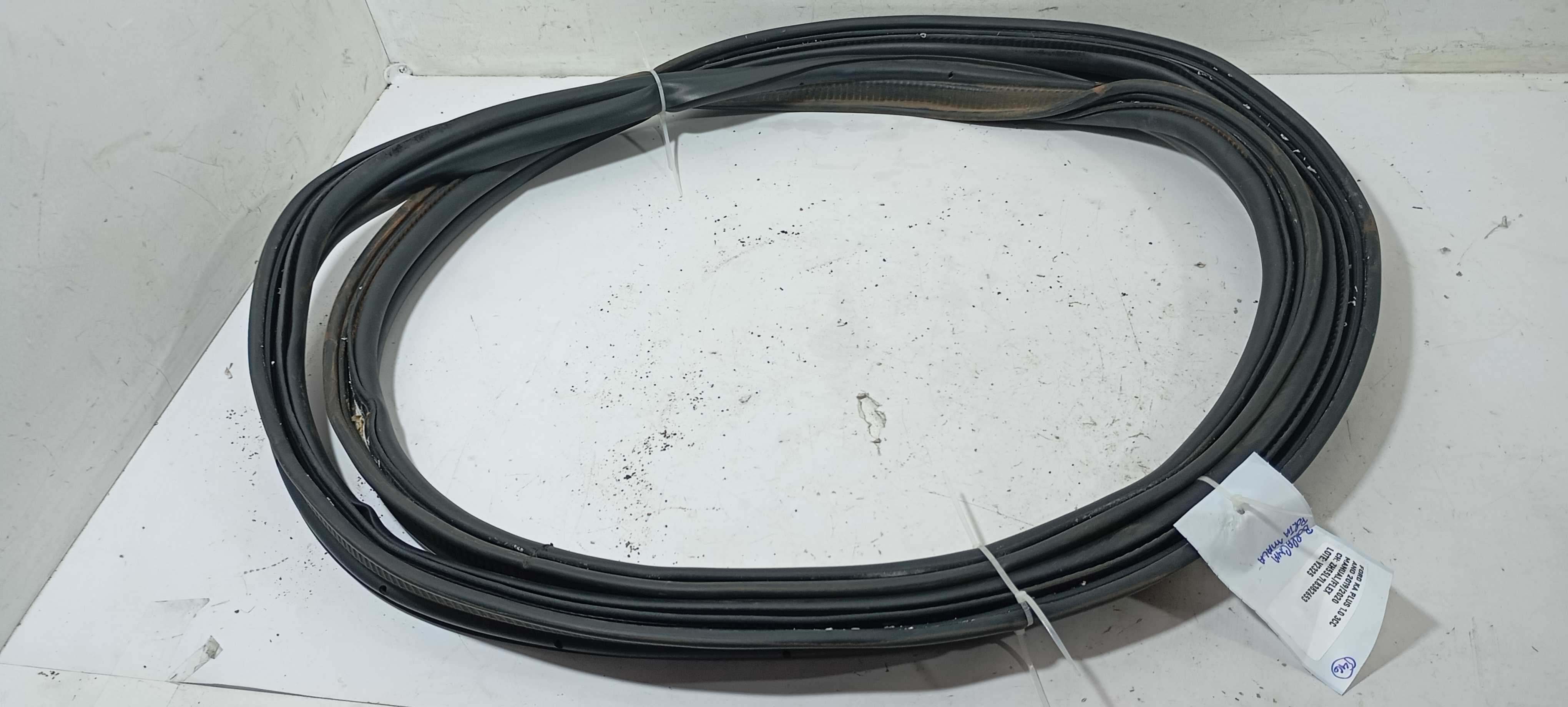 Borracha Porta Mala Ford Ka 1.0 2020 E3bz58404a06b 1
