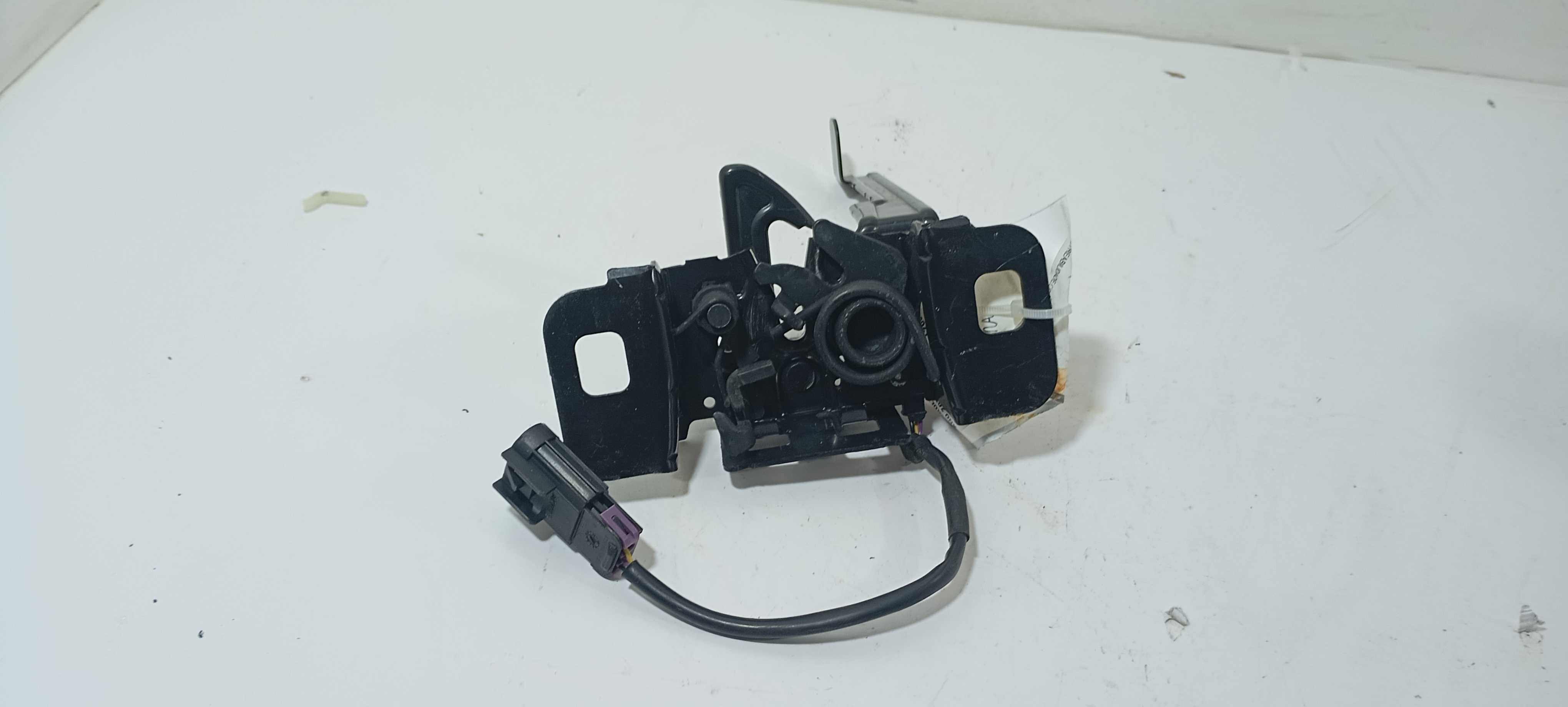 Fechadura Capô Chevrolet Cruze Sedan 1.8 2014 95463828 3