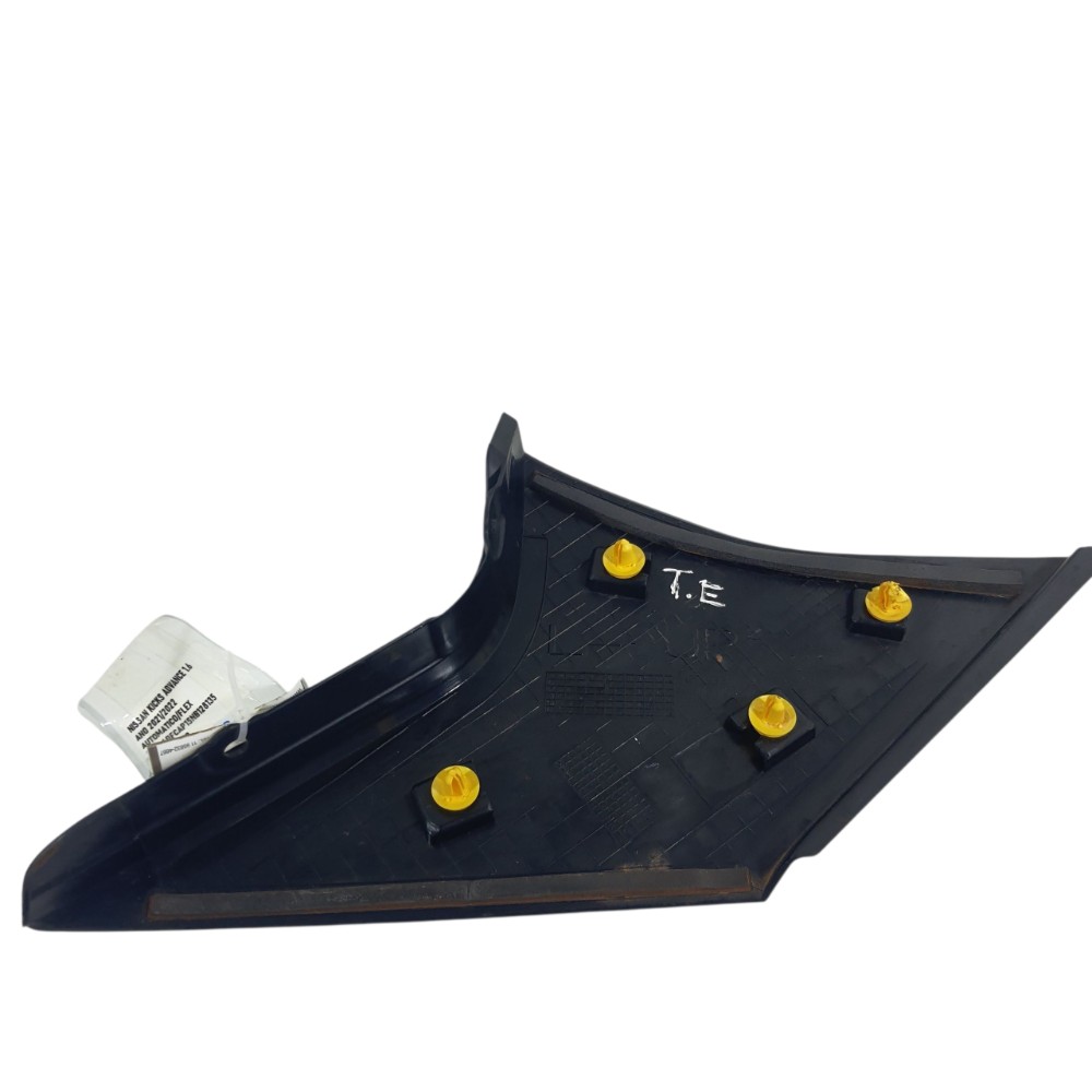Moldura Coluna Traseira Esquerda Kicks 2022 78127-5rb0a Preto 2