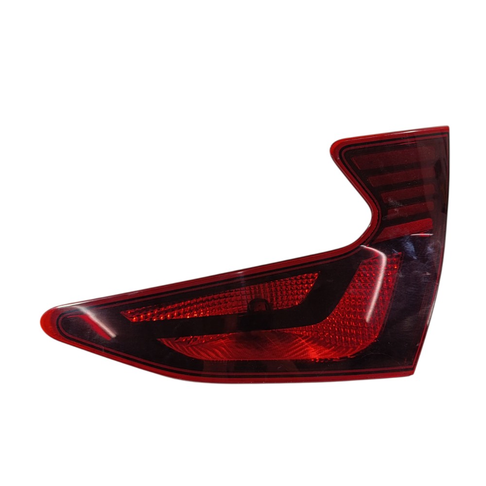 Lanterna tampa direita hb20 vision 1.0 2021 92404R11 1