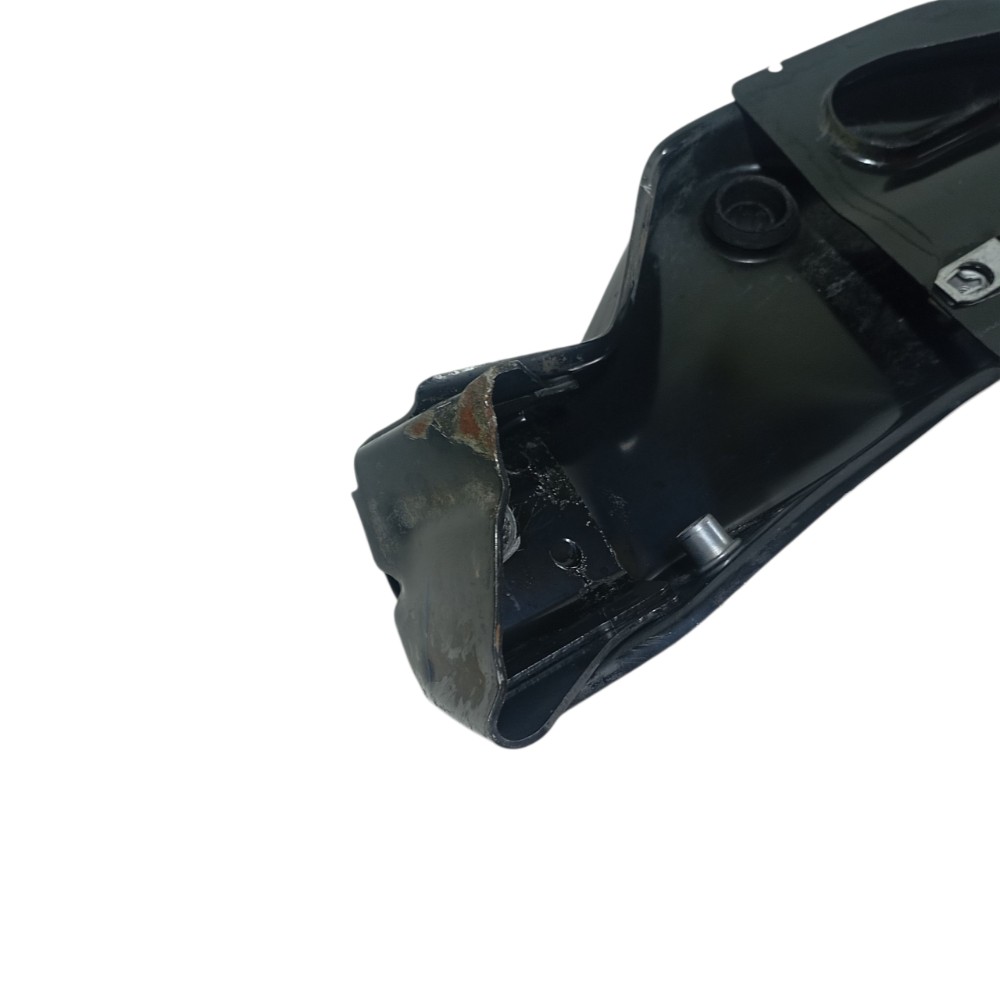 Travessa inferior radiador Tracker 2018 42346436 detalhe 6