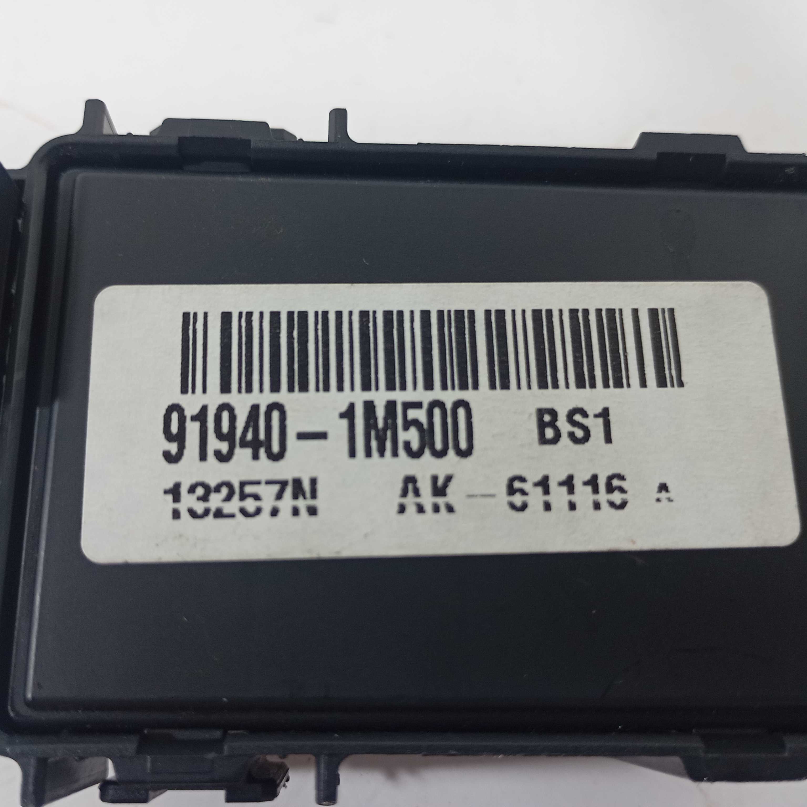 Módulo Relé Kia Sportage 2014 919401m500 5
