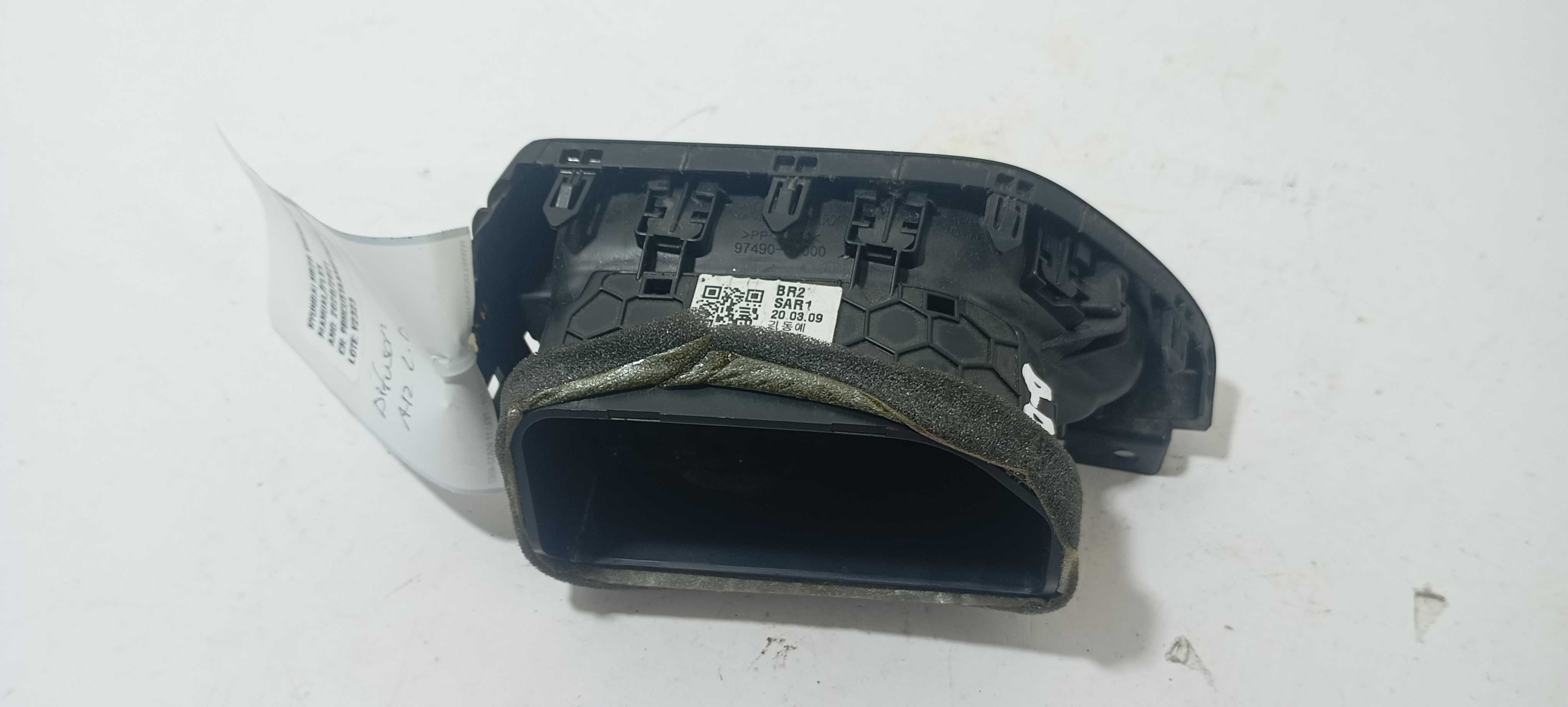 Difusor Ar Direito Hyundai Hb20 Vision 1.0 2021 97490r1000 1
