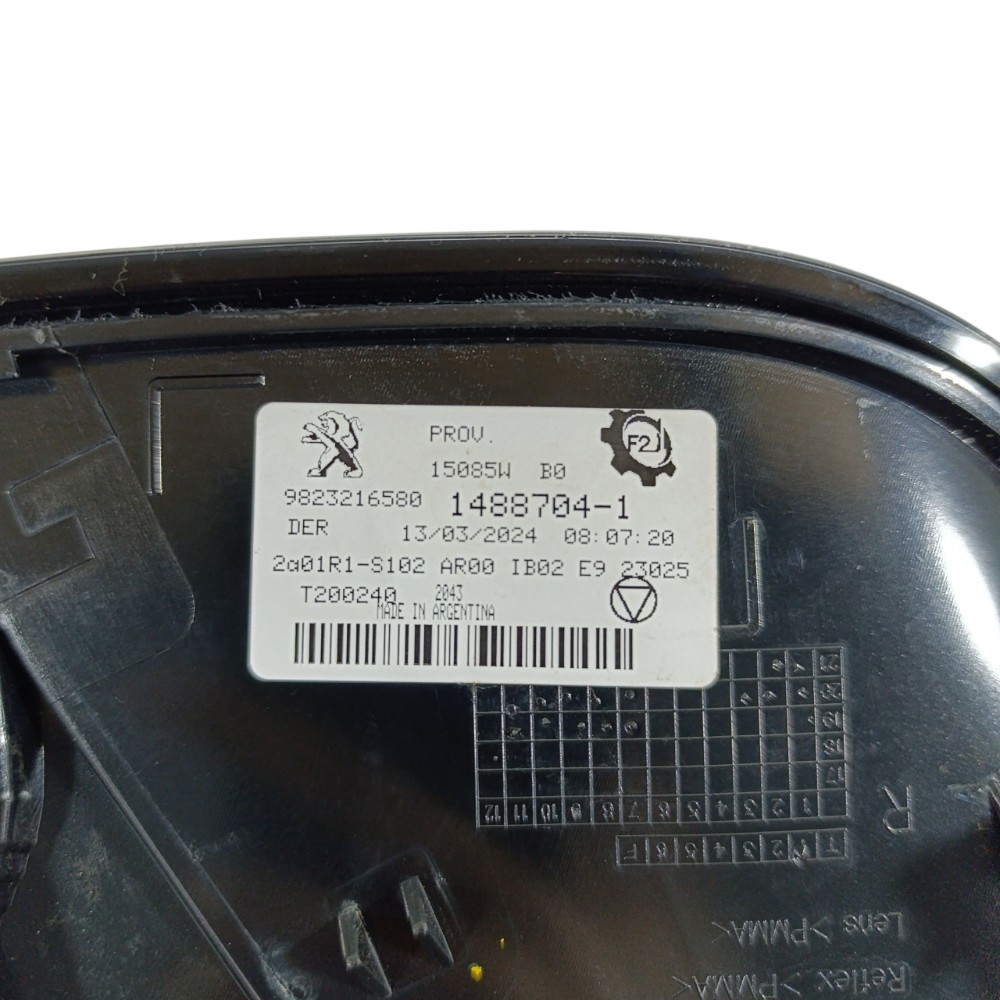 Lanterna Traseira Direita Peugeot 208 Ano 2024 9823216580 Direito/passageiro Vermelha 5