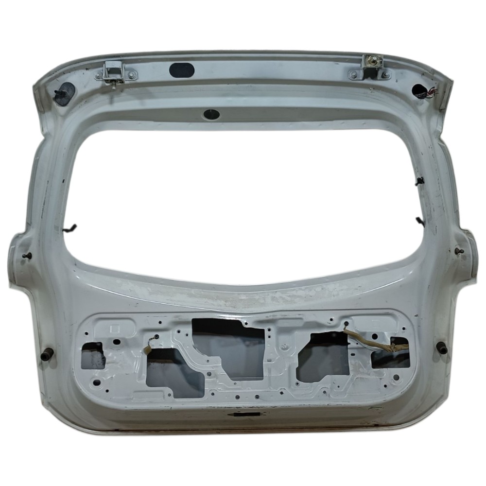 Tampa Traseira Nissan March 1.0 2019 K01009lhmc Recuperada Branco 2