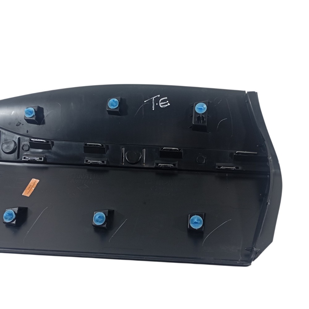 Moldura Porta Traseira Esquerda Captur 2021 808217770r Preto 5