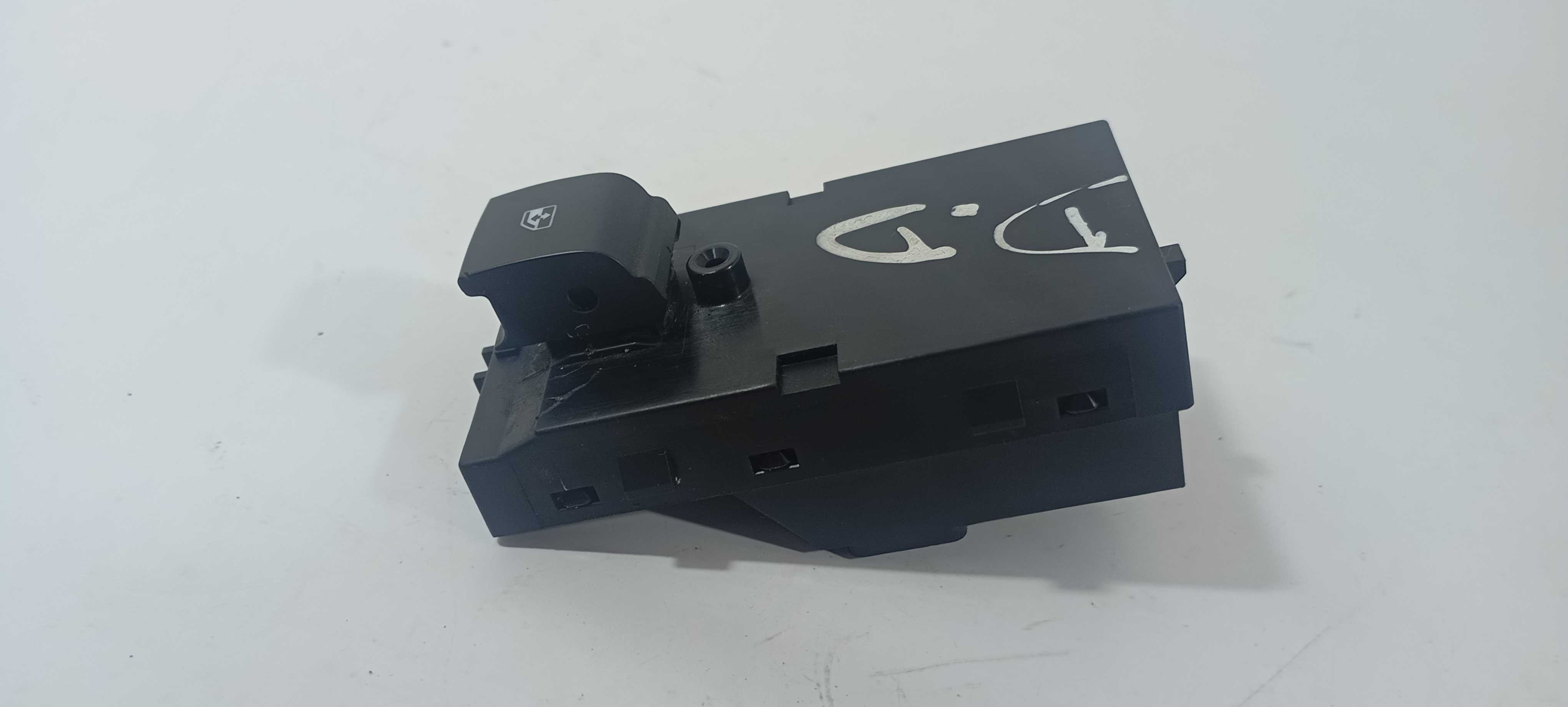 Botão Vidro Dianteiro Direito Gm Prisma 1.4 Lt 2019 22915102 4
