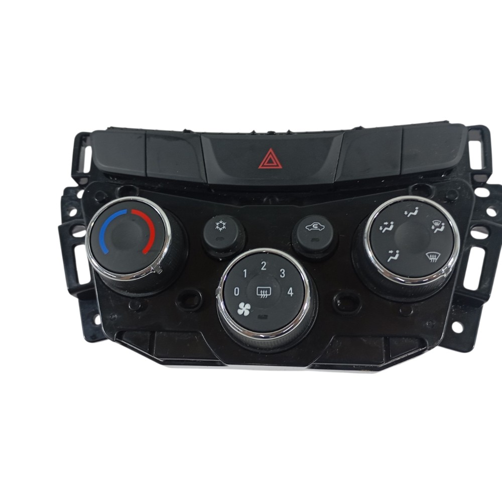 Comando Ar Condicionado Gm Tracker Lt 1.4 2018 42521433 1