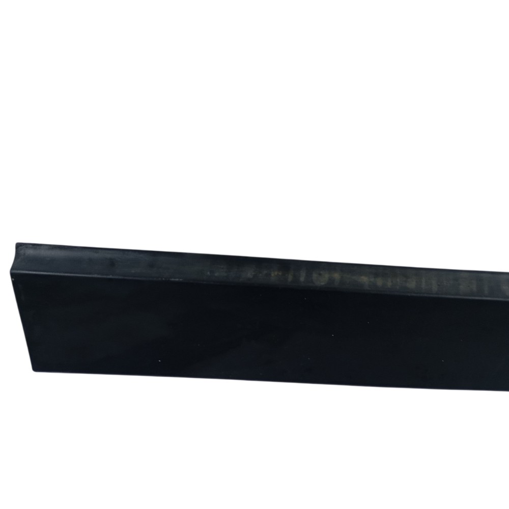 Moldura Porta Dianteira Esquerda Tracker 2018 95275365 Preto 2