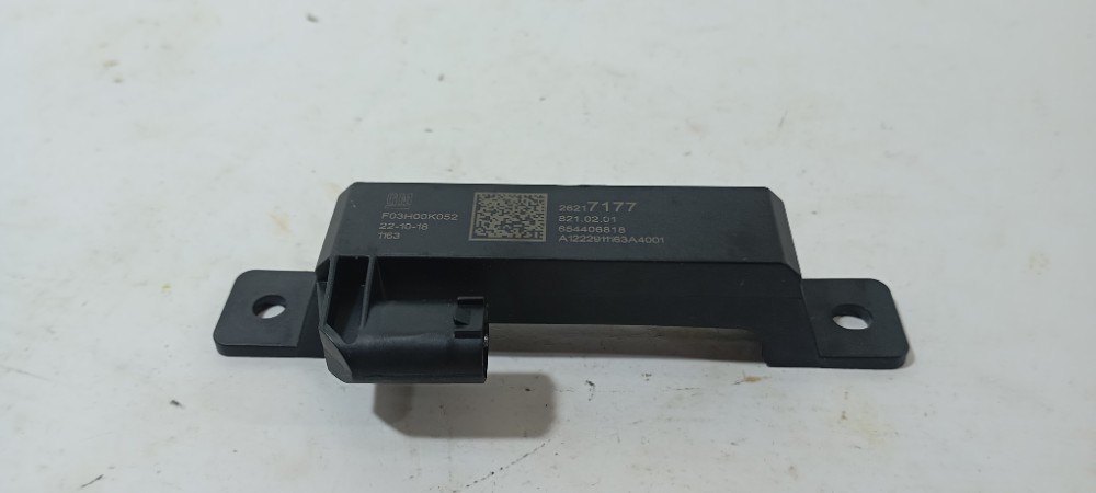 Sensor Antena Gm Tracker Lt 1.0 2024 26217177 Preto 2