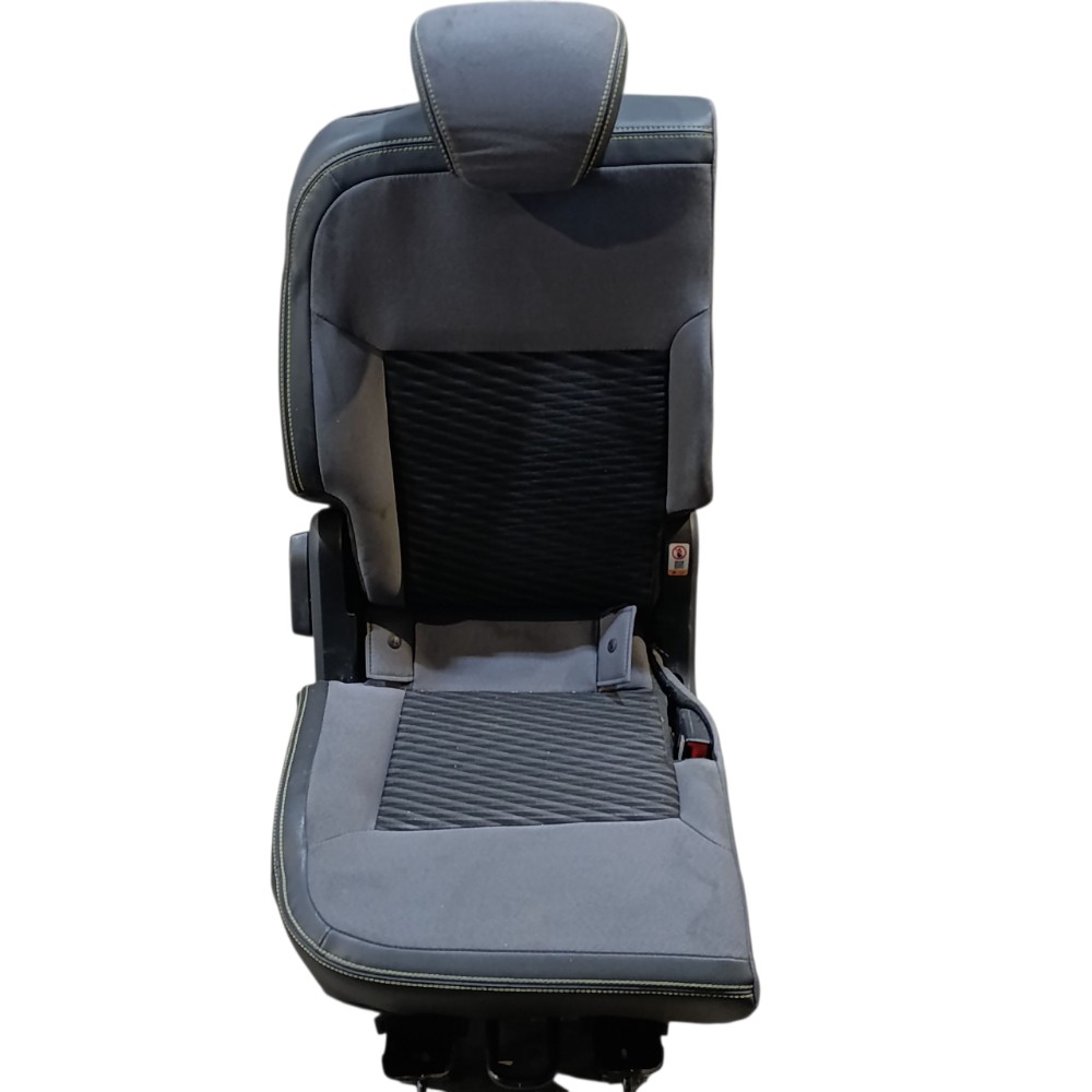 Banco traseiro direito Chevrolet spin activ 2021