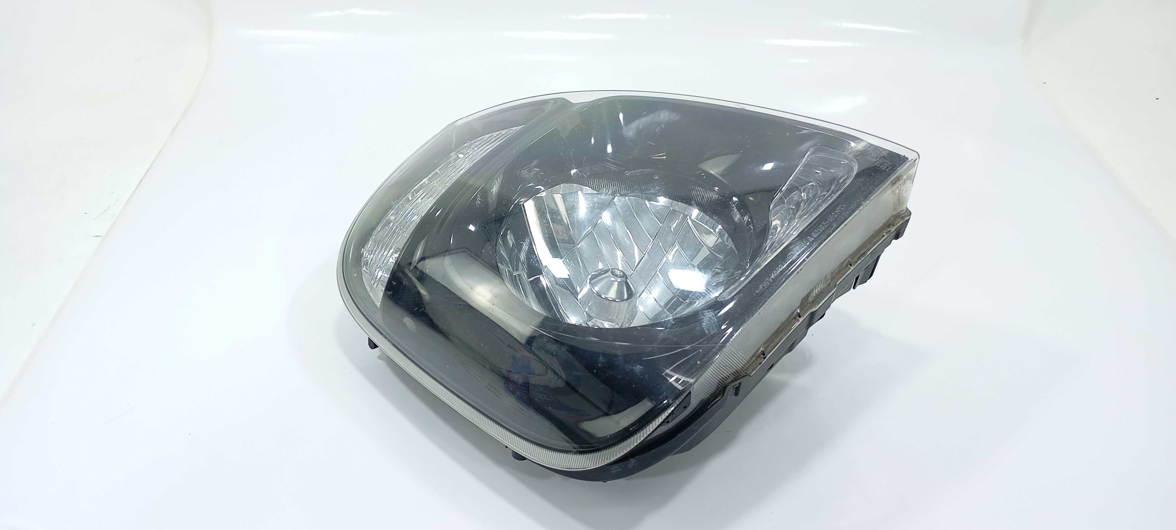 Farol Lado Direito Kia Bongo 2012 / 2019  Direito 5