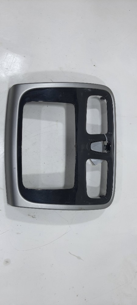 Moldura Multimídia Renault Sandero 1.0 2019 682606935r Preto 3