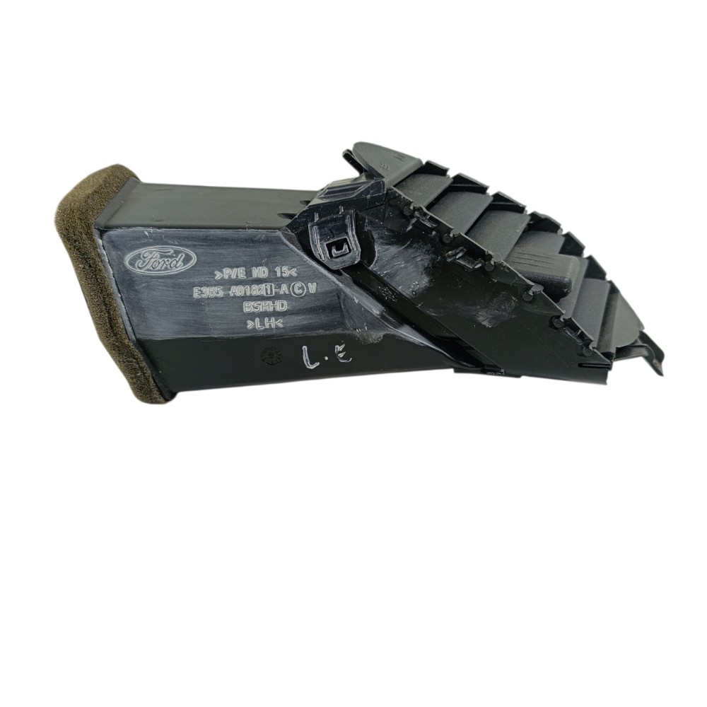 Difusor ar dianteiro esquerdo Ford ka Hatch 2020 E3B5A01821 2