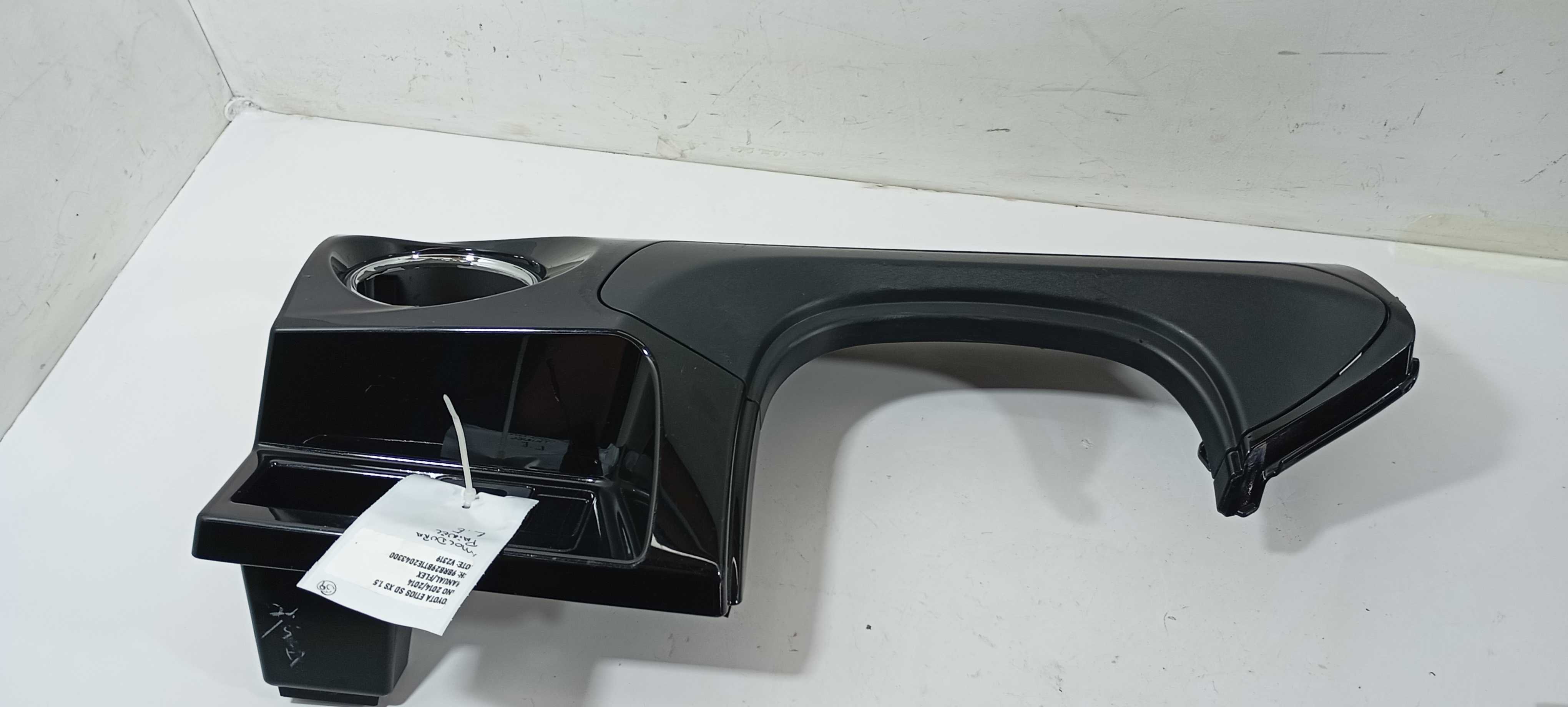 Moldura Painel Esquerdo Toyota Etios 1.5 2014 5542152070 2