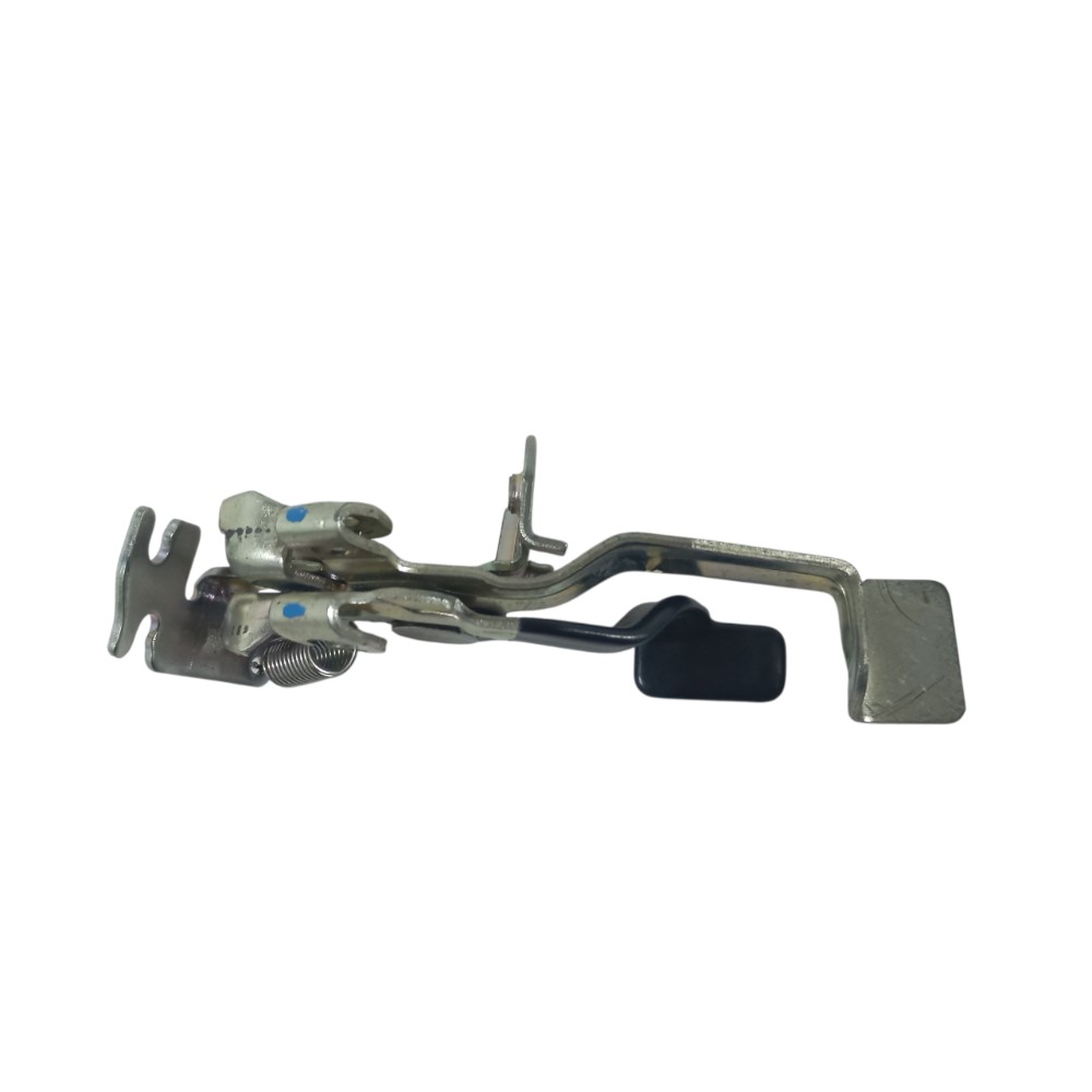 Alavanca Porta Malas E Portinhola Toyota Etios 2014 773060a0 2