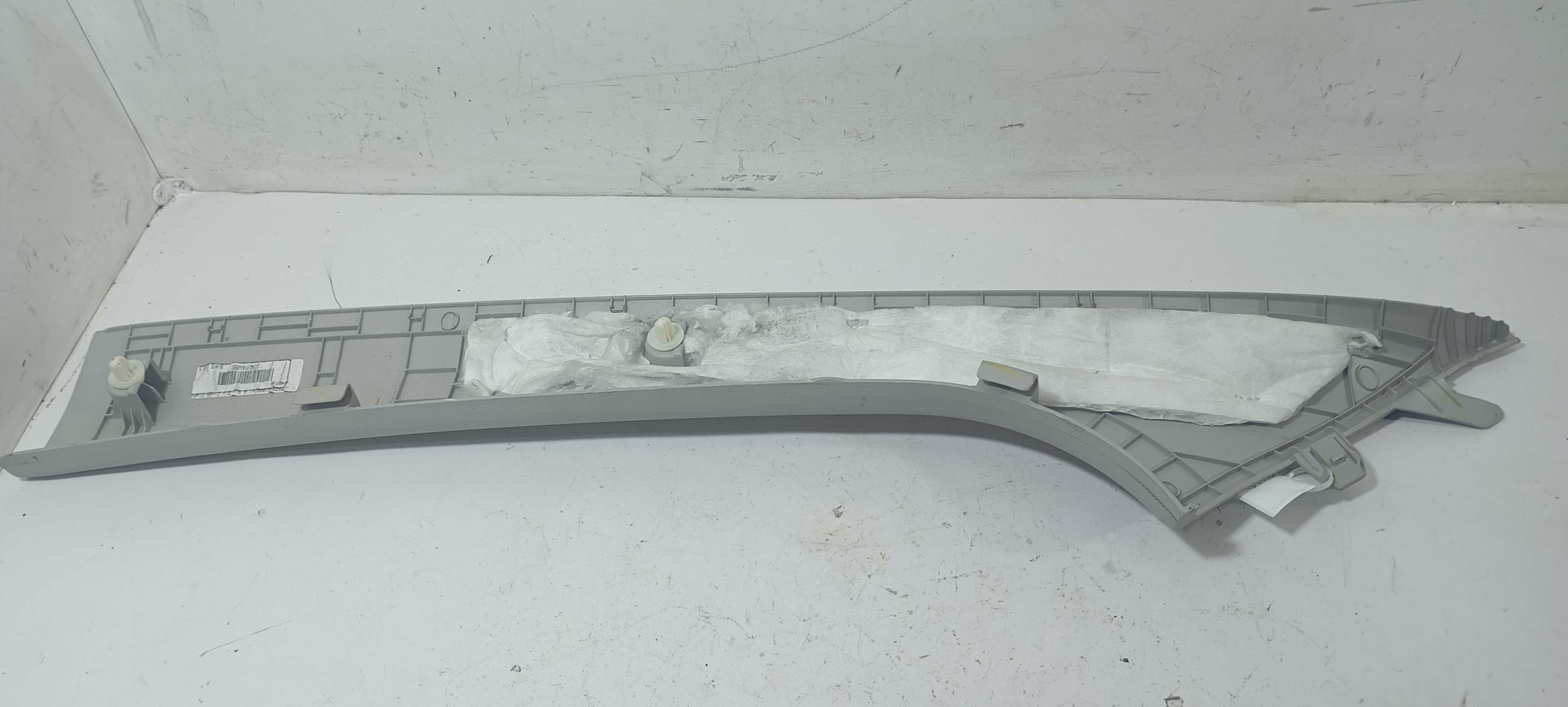 Acabamento Coluna Direita Hb20 1.0 2021 858121r1000 3