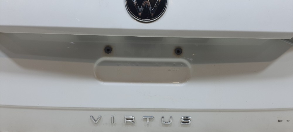 Tampa Traseira Volkswagen Virtus Turbo 1.0 2023 6ec827105 Branco 3