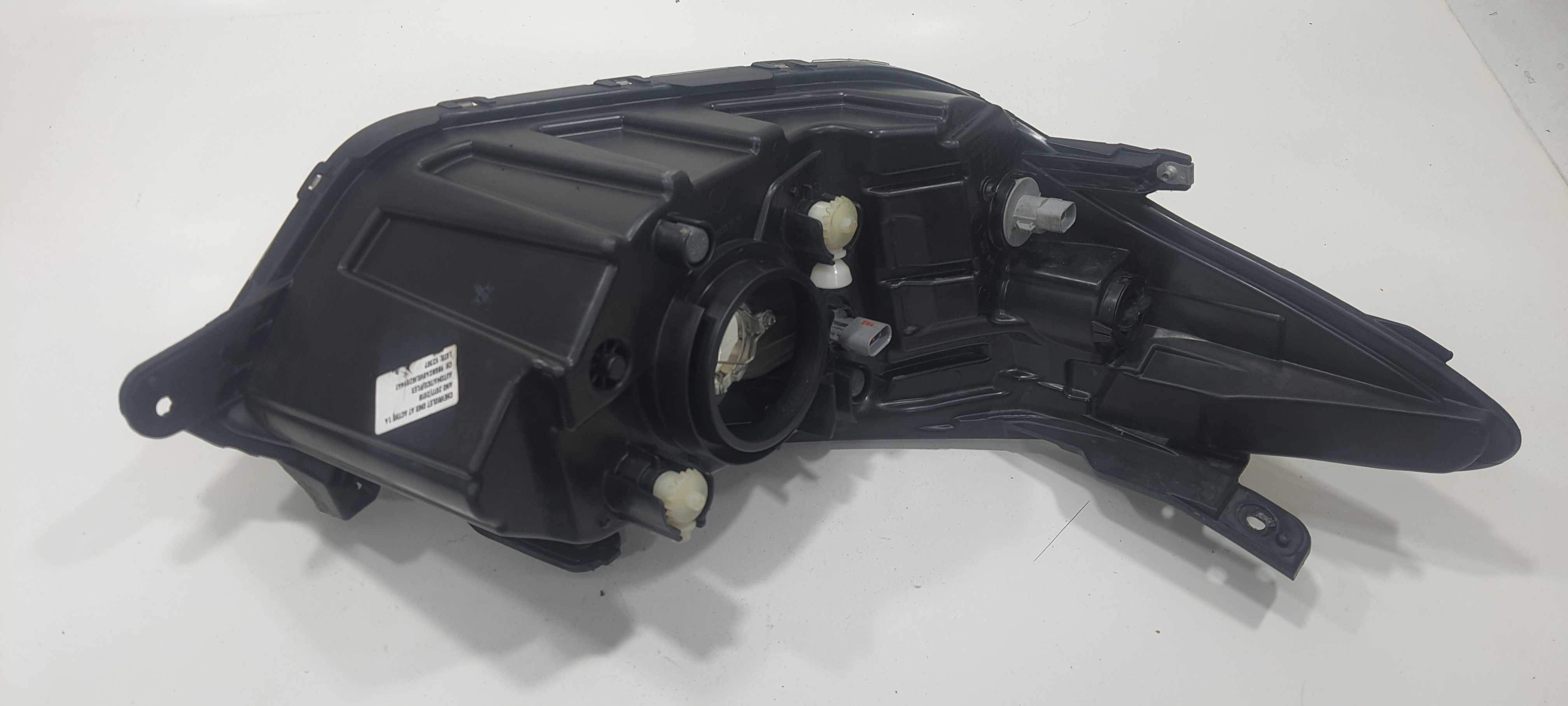 Farol Esquerdo Gm Onix Active 1.4 2018 52154160 Recuperado Esquerdo/motorista 2