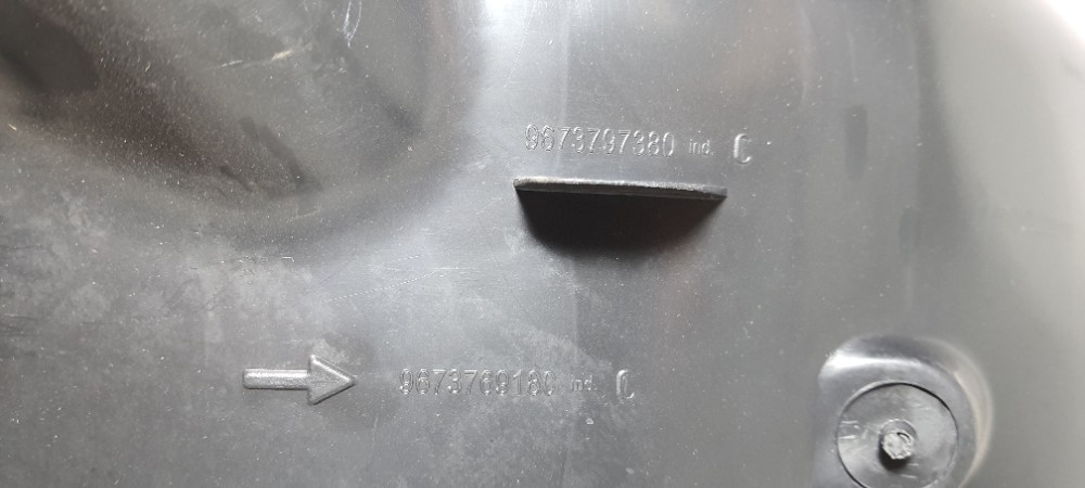 Parabarro Traseiro Direito Peugeot 208 1.2 2018 9673769180 6