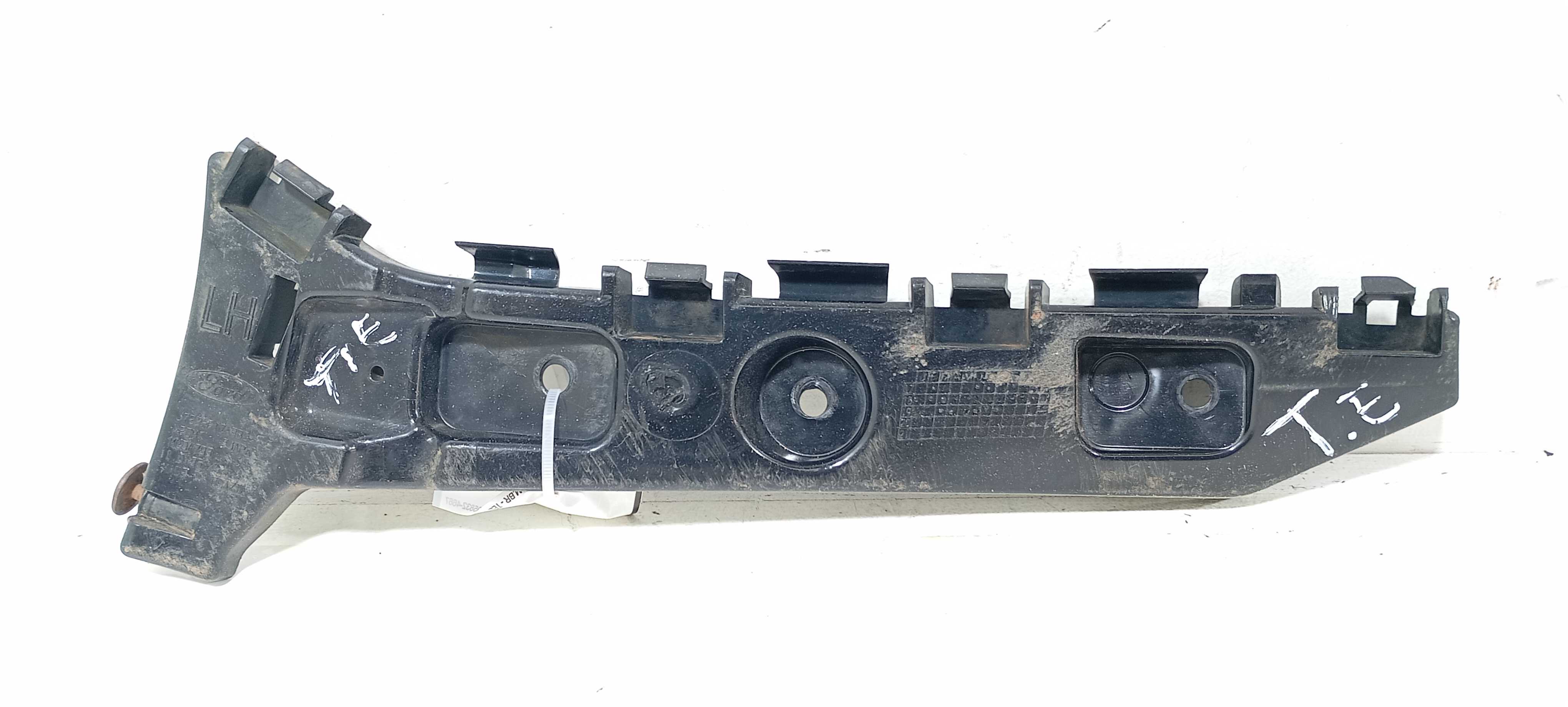 Guia Parachoque Tras. E. Ford Ka Hatch 1.0 2020 J7bbf17a882e 4