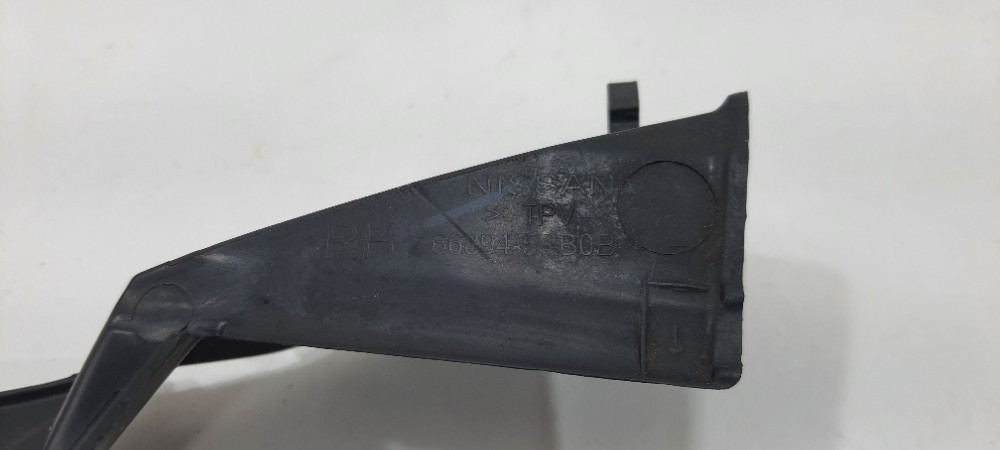 Acabamento Churrasqueira Lado Direito Kicks 2019 668945rb0b Preto 6