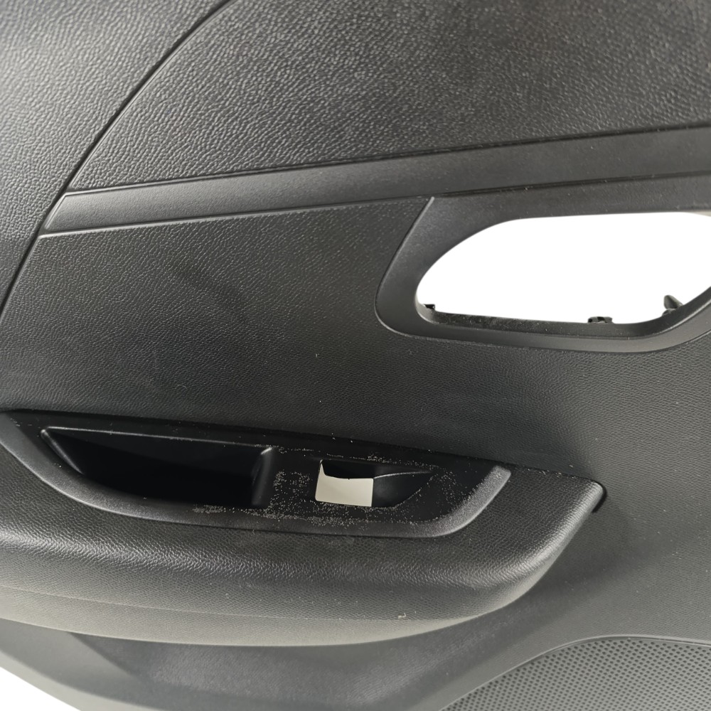 Forro porta traseira esquerda Peugeot 208 2024 9832875180 5
