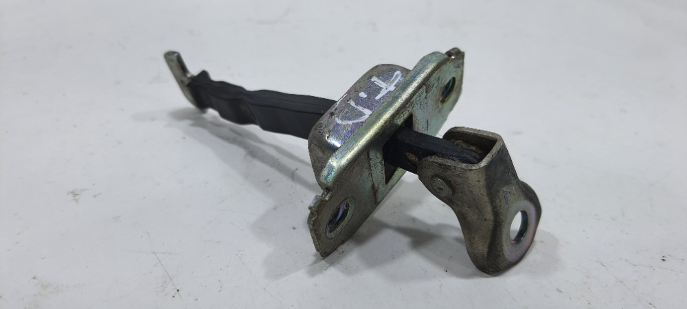 Limitador Porta Traseira Direita Nissan March S 1.0 Ano 2019 3