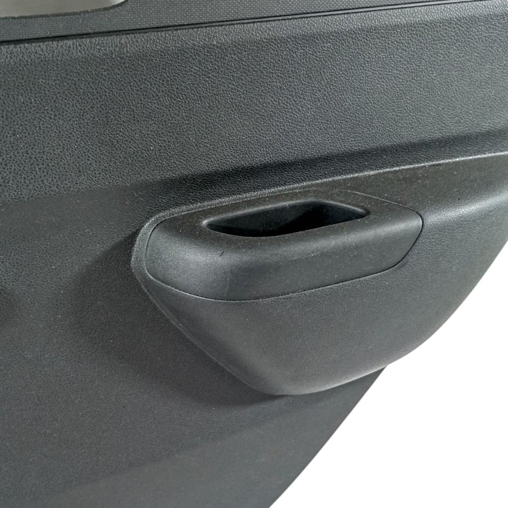 Forro porta traseiro direito Renault Kwid 2023 829A09153R 2