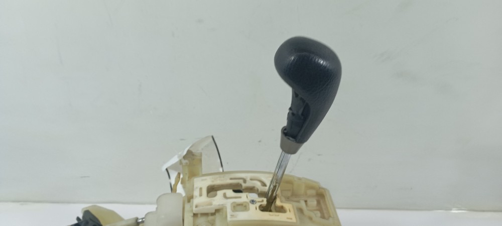 Trambulador Detalhe Hyundai Ix35 2.0 2012 467002s700 Preto 7