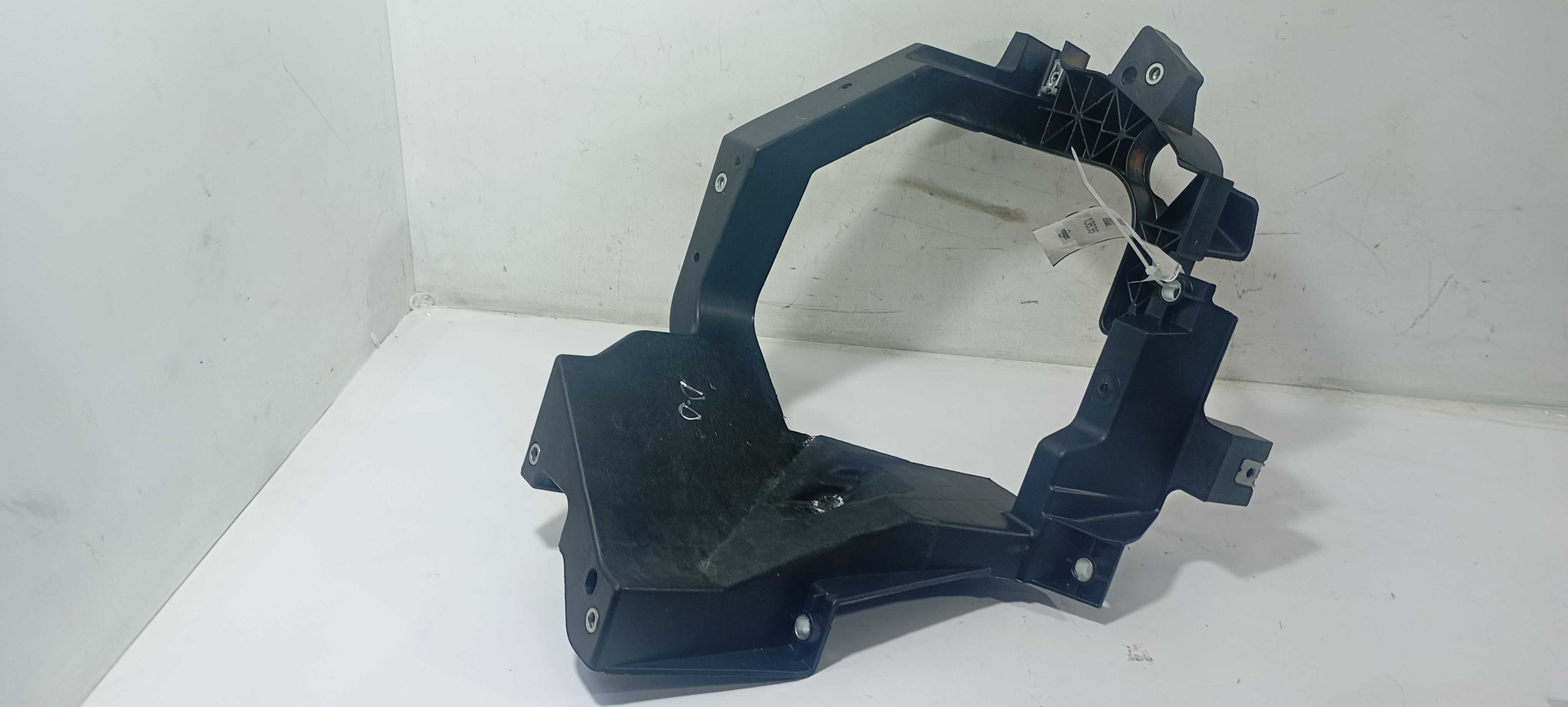 Suporte Farol Direito Fiat Toro Volcano 1.3 2025 521405870 5