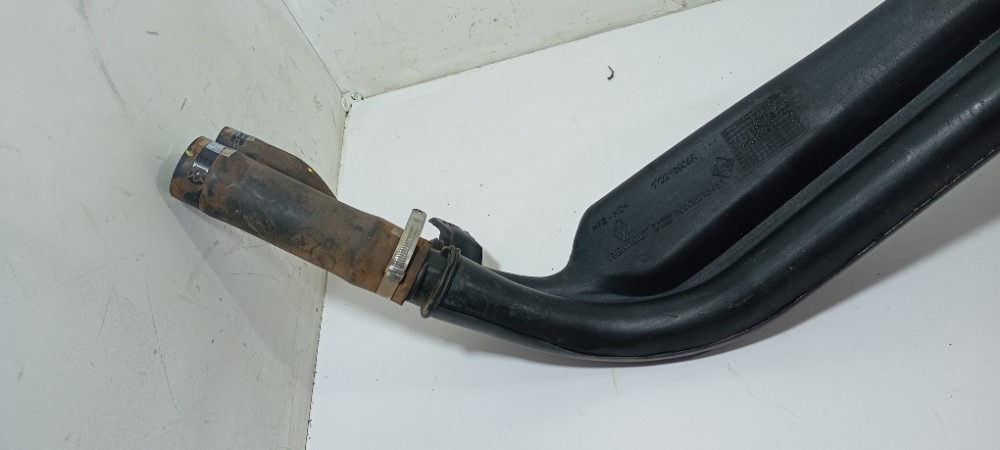 Gargalo Tanque Combustível Renault Kwid 2021 172216908r Preto 3