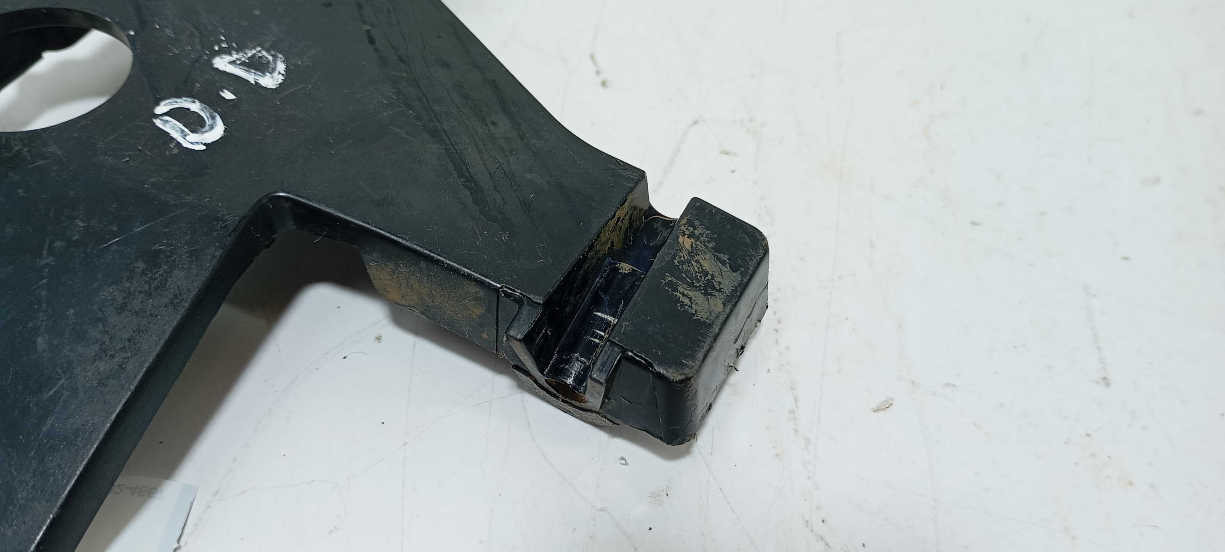 Guia Parachoque Dianteiro Direito Ford Ka 2020 J7bb17a869c 7