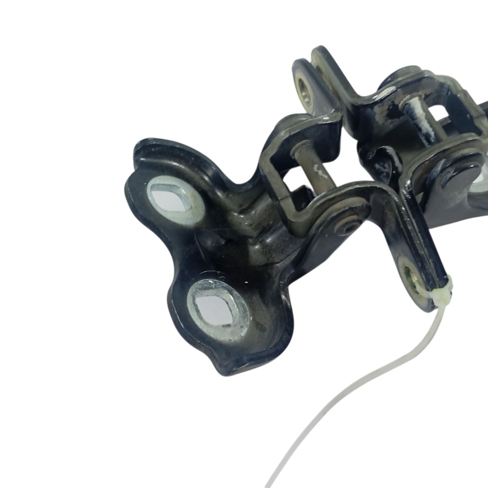 Dobradiça Porta Dianteira Esquerda Gm Tracker 2018 P18082 5