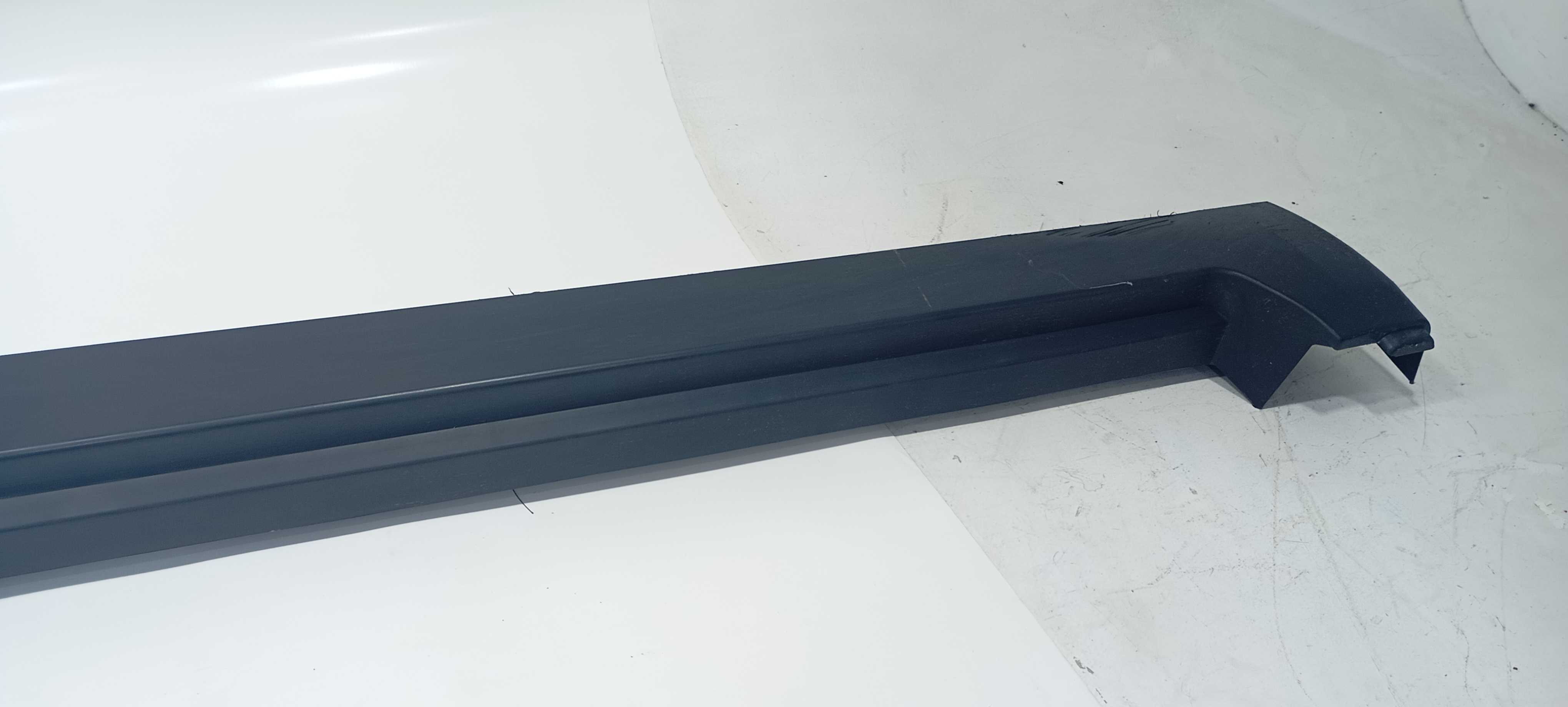 Spoiler Esquerdo Nissan Kicks Cvt 1.6 2019 768515ra0a Preto Preto 5