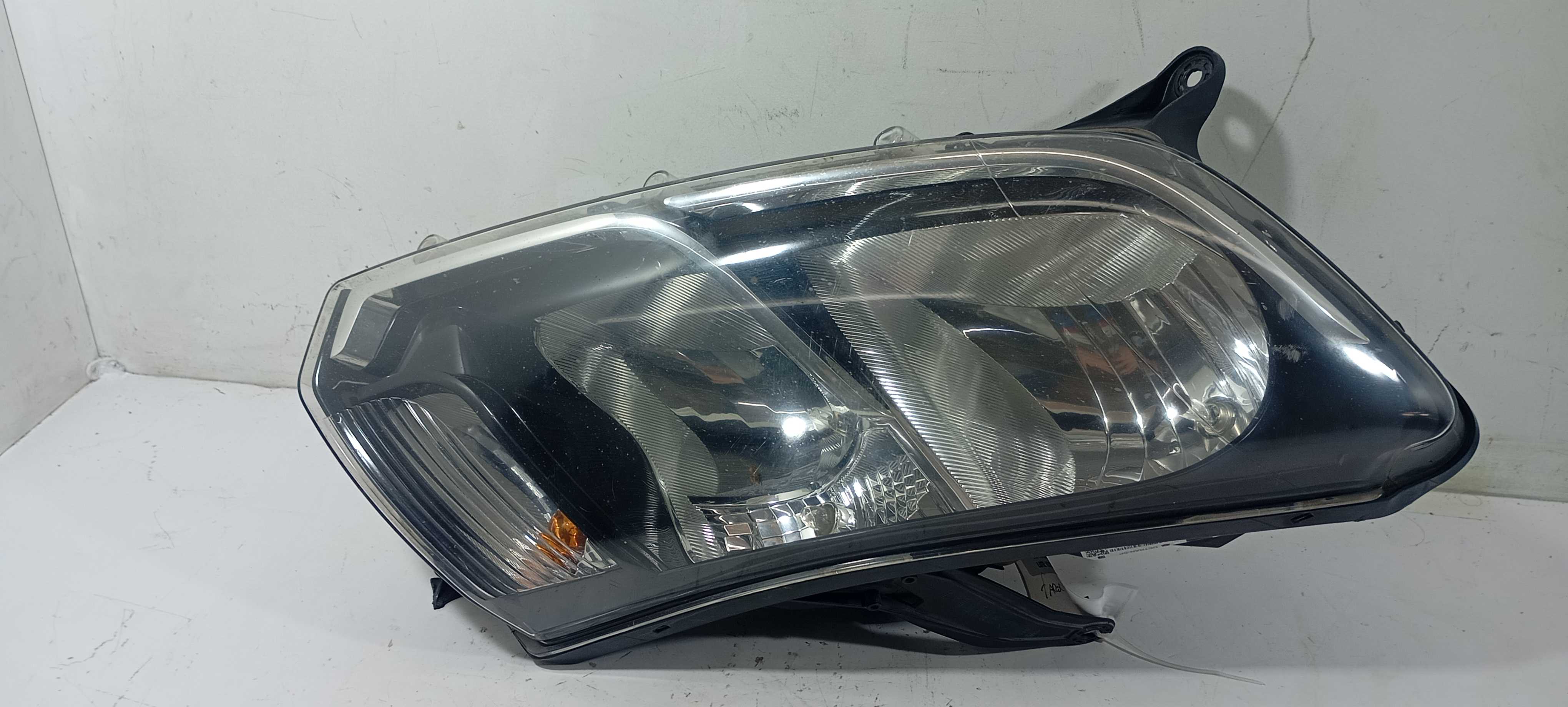 Farol Direito Renault Sandero 1.0 2019 47740748 Recuperar Direito/passageiro 5