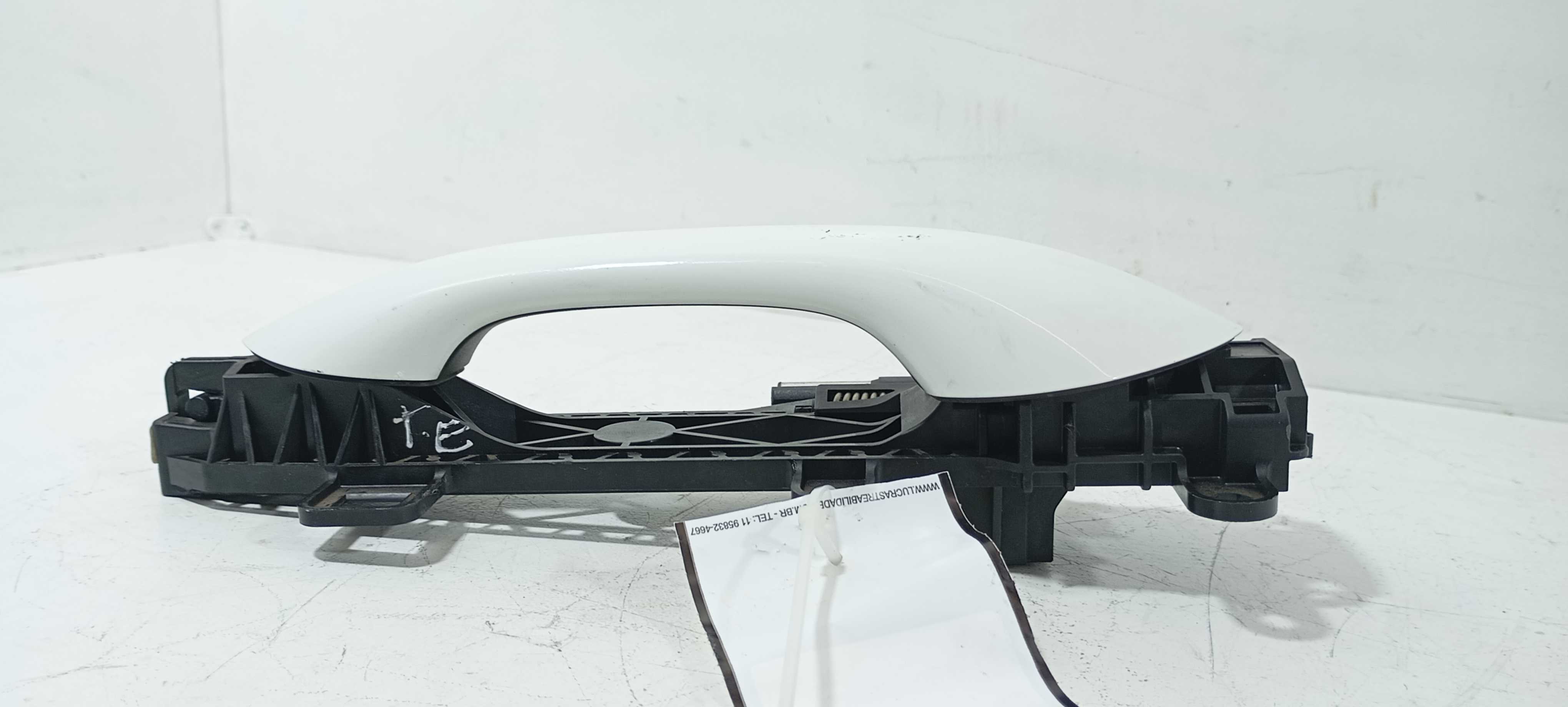 Maçaneta Porta Exter. Traseiro E. Onix Sedan Lt 1.0 24 V2303 Branco Traseira 8