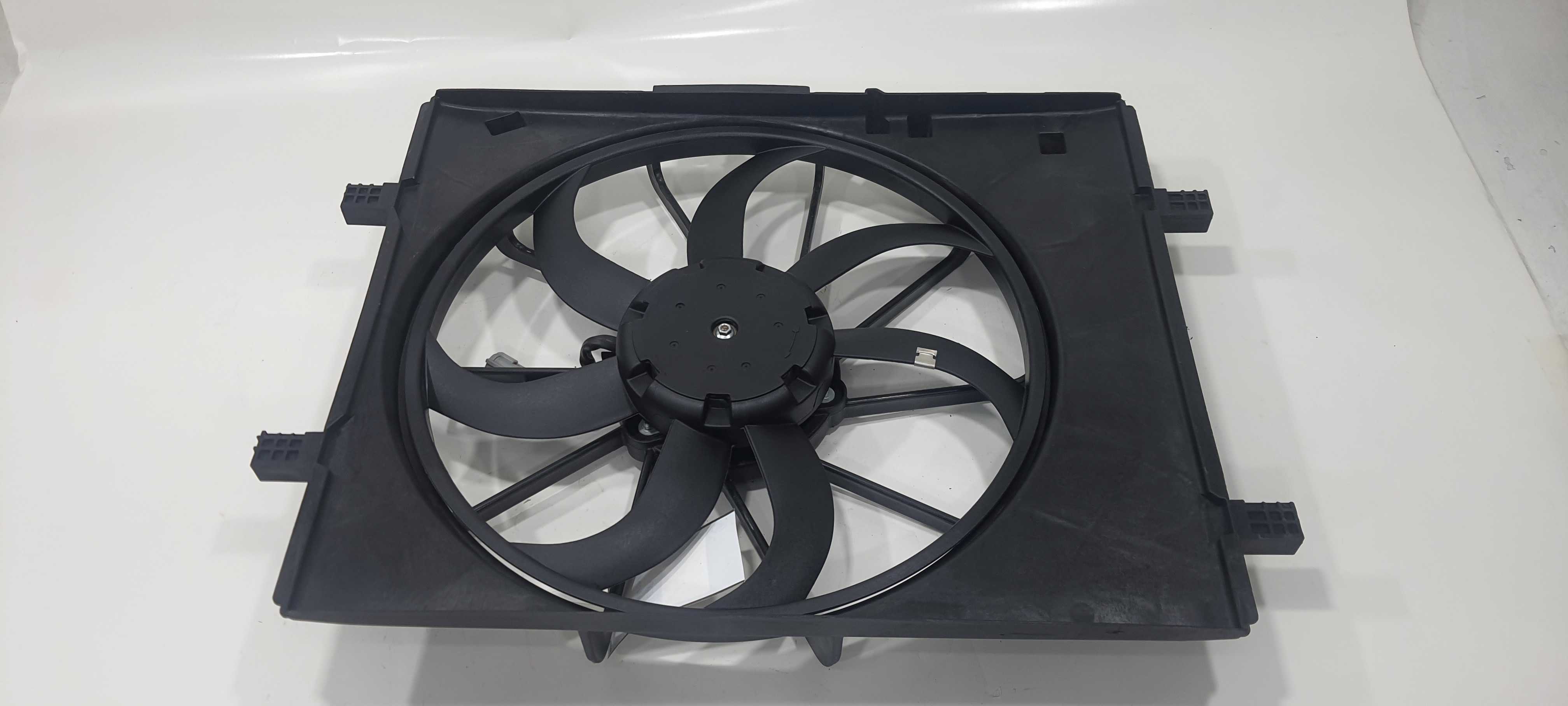 Defletor Ventoinha Nissan March Sv 1.0 2016 104111039622 3