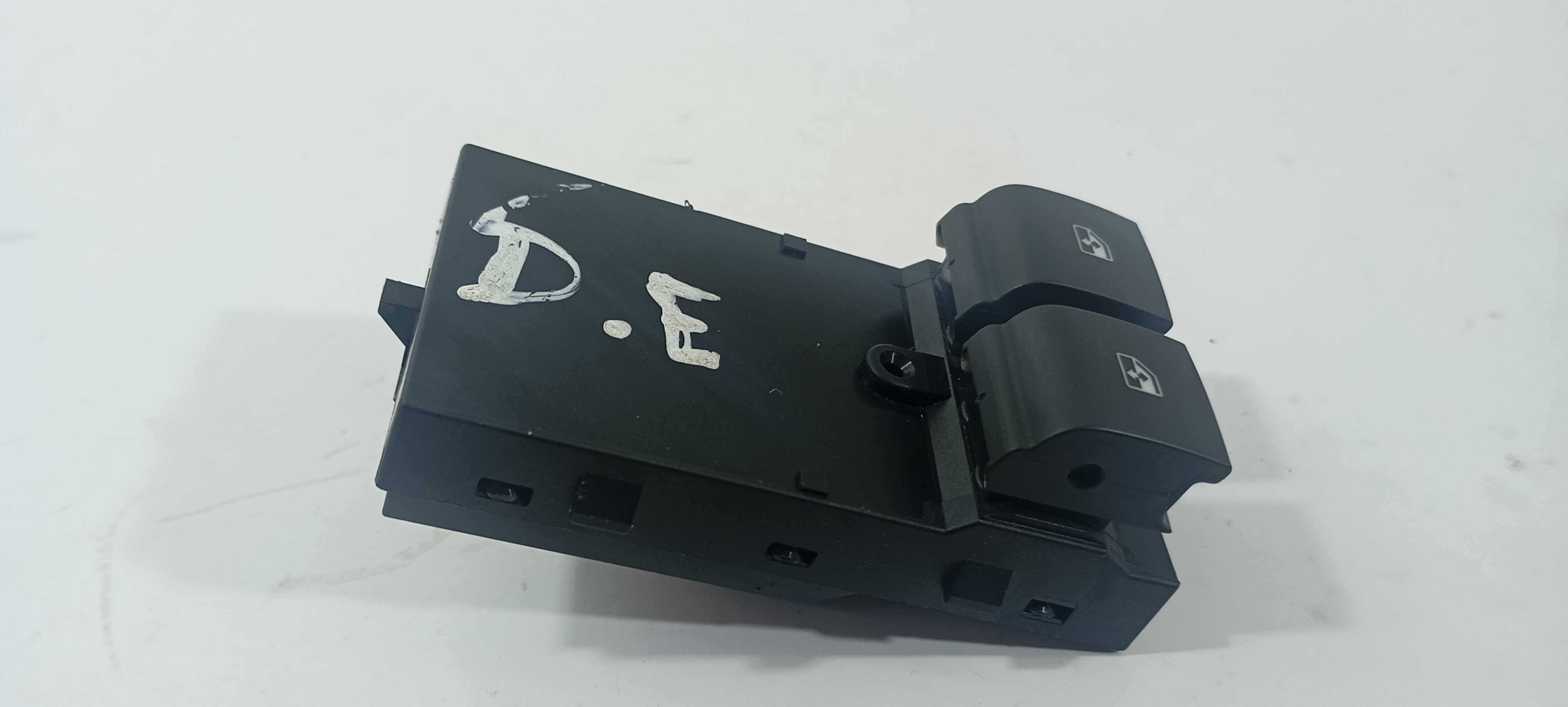 Botão Vidro Dianteiro Esquerdo Gm Prisma 1.4 Lt 2019 2291512 4