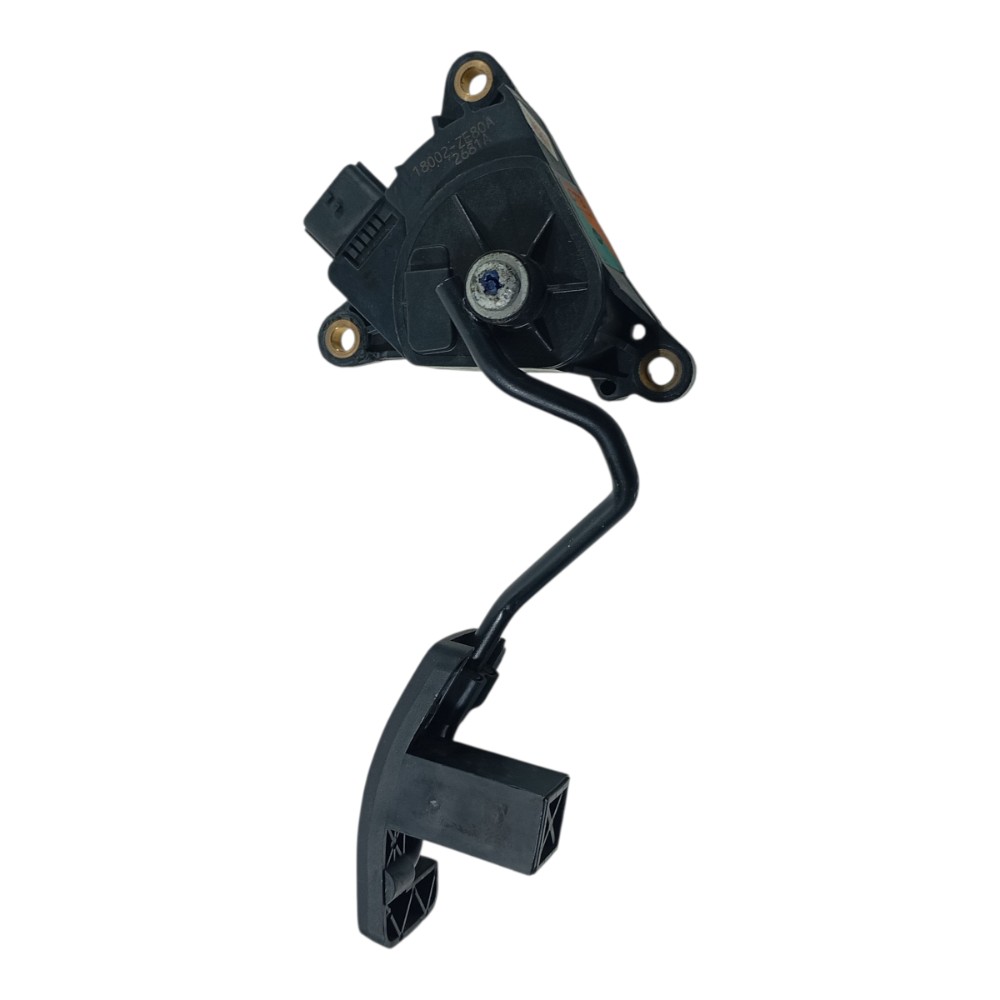 Pedal acelerador nissan sentra 2013 3